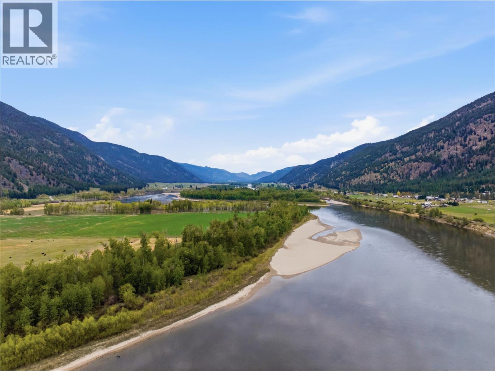 8753 Veteran Road, Vavenby, British Columbia  V0E 1Z2 - Photo 35 - 10385506