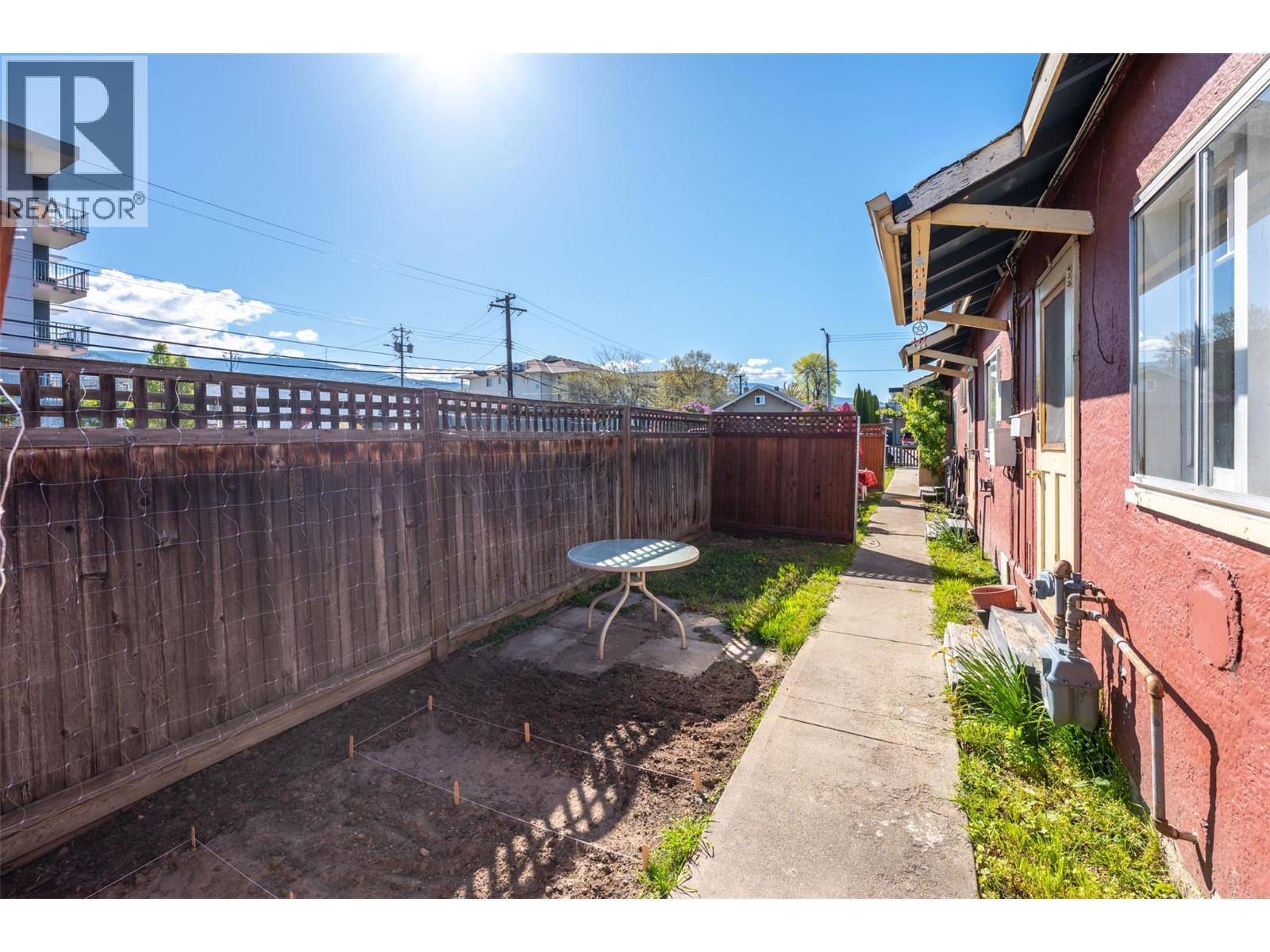 329 Nanaimo Avenue W, Penticton, British Columbia  V2A 1N8 - Photo 7 - 10385979