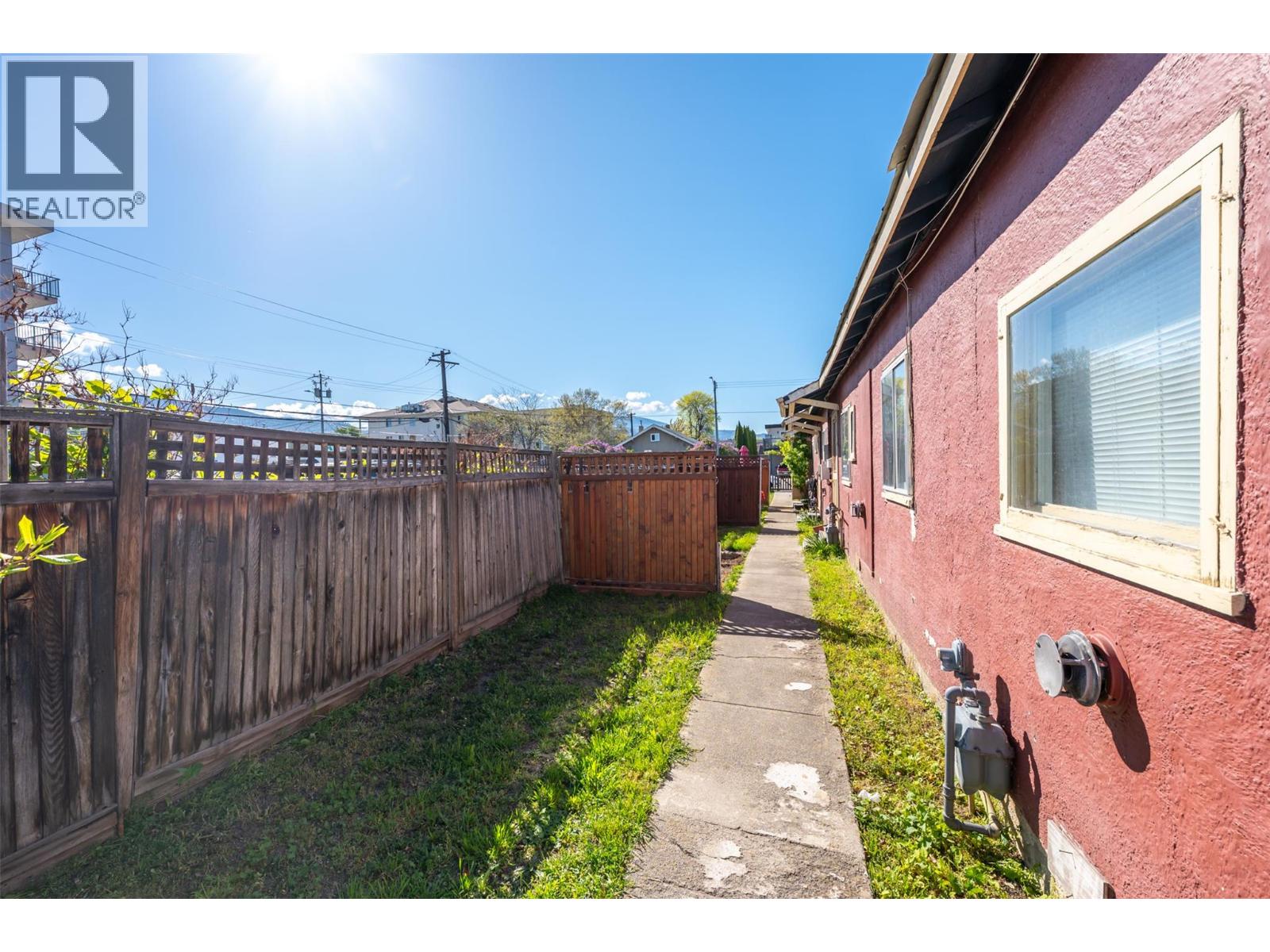 329 Nanaimo Avenue W, Penticton, British Columbia  V2A 1N8 - Photo 9 - 10385979