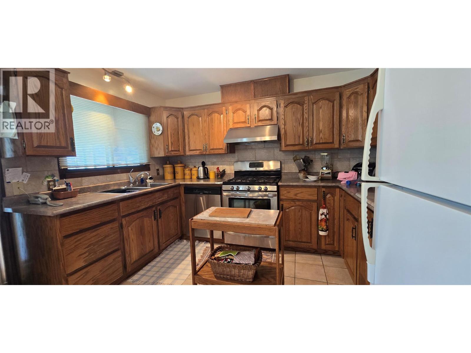 26 Bayview Crescent, Osoyoos, British Columbia  V0H 1v6 - Photo 5 - 10385909