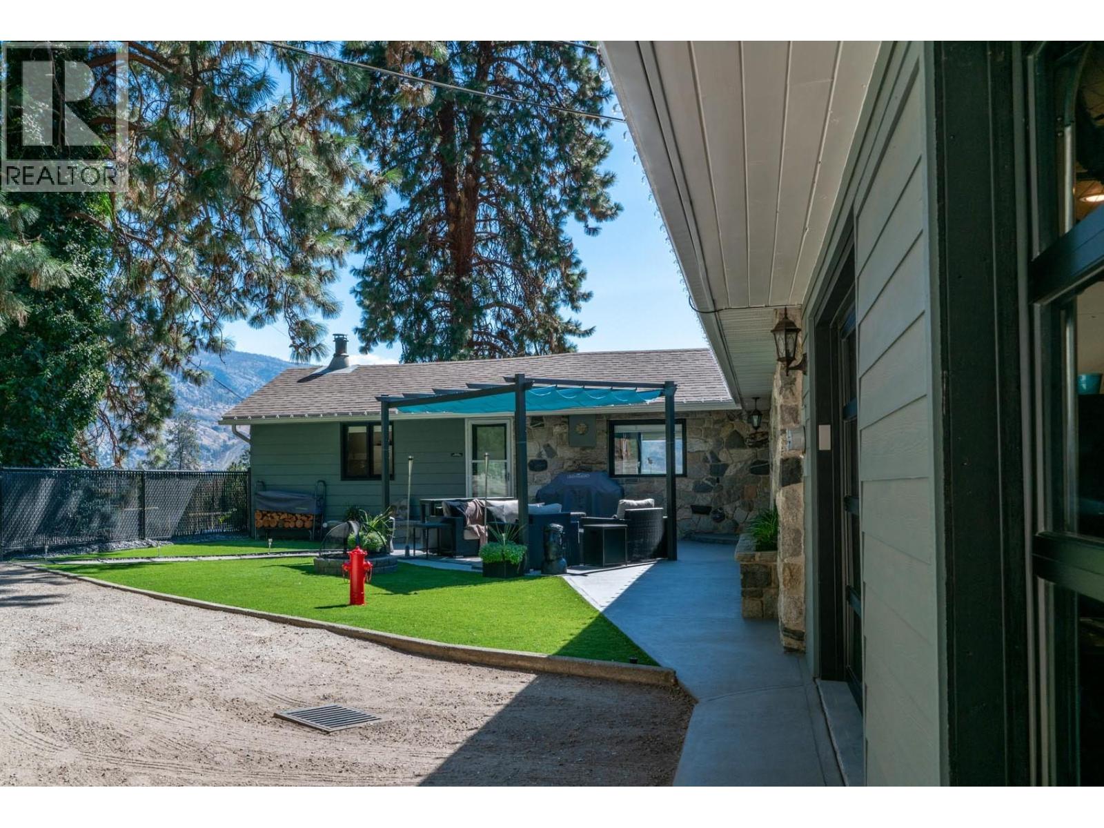 483 Pinehill Road, Oliver, British Columbia  V0H 1T5 - Photo 13 - 10386012