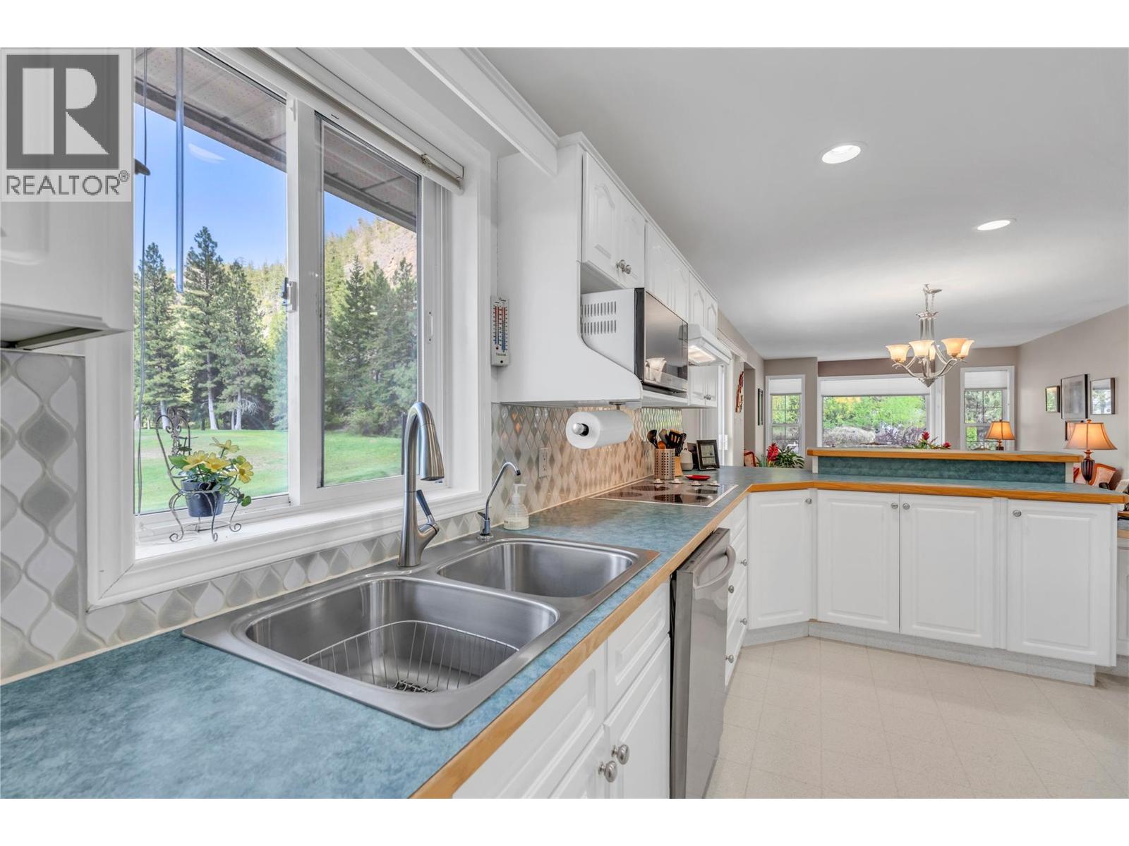 202 Range Road, Kaleden, British Columbia  V0H 1K0 - Photo 13 - 10385167
