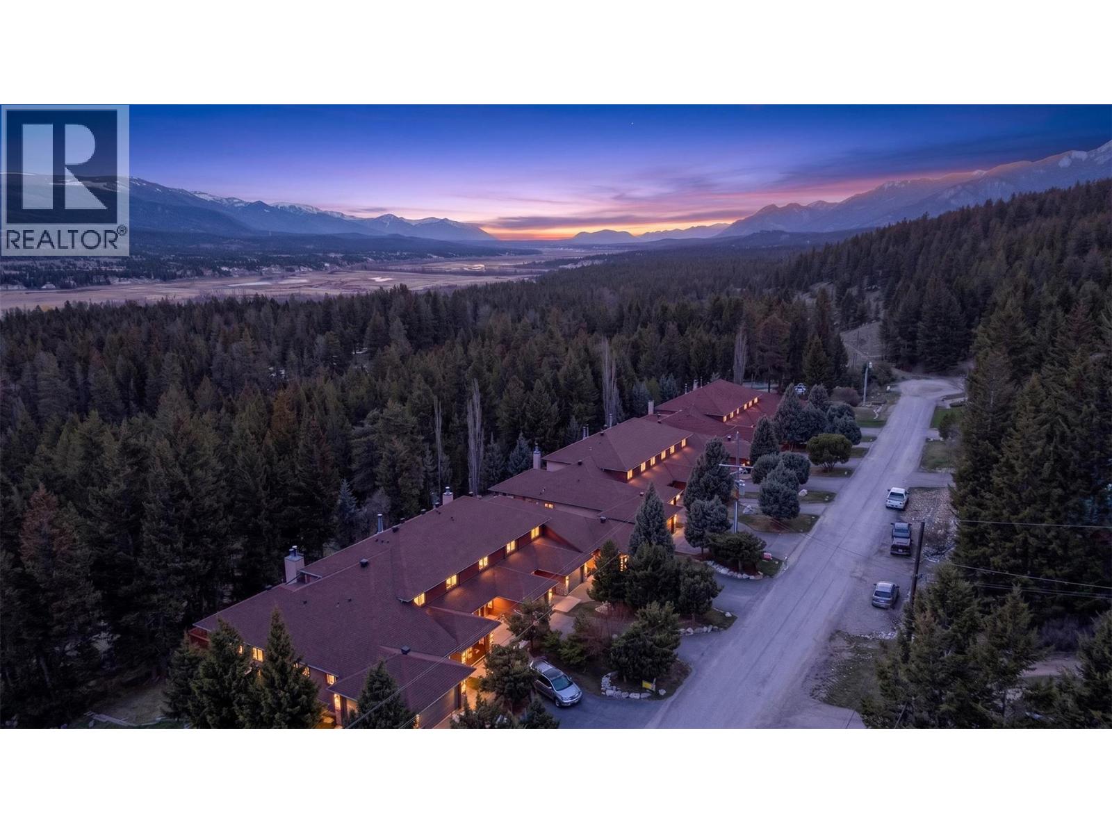 4939 Hot Springs Road Unit# 7, Fairmont Hot Springs, British Columbia  V0B 1L1 - Photo 4 - 10385703