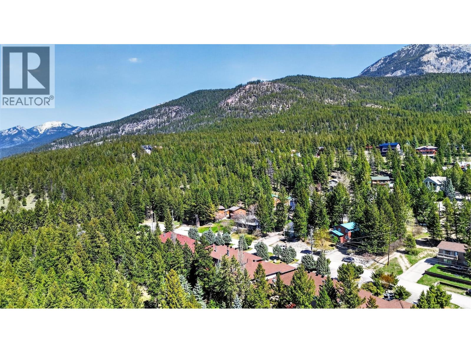 4939 Hot Springs Road Unit# 7, Fairmont Hot Springs, British Columbia  V0B 1L1 - Photo 7 - 10385703