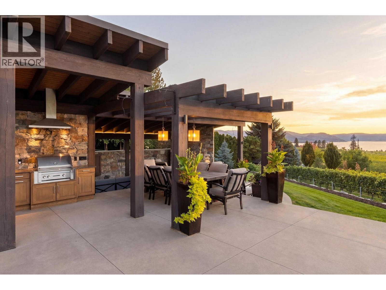 1291 Corbishley Avenue, Penticton, British Columbia  V2A 8V2 - Photo 32 - 10385852
