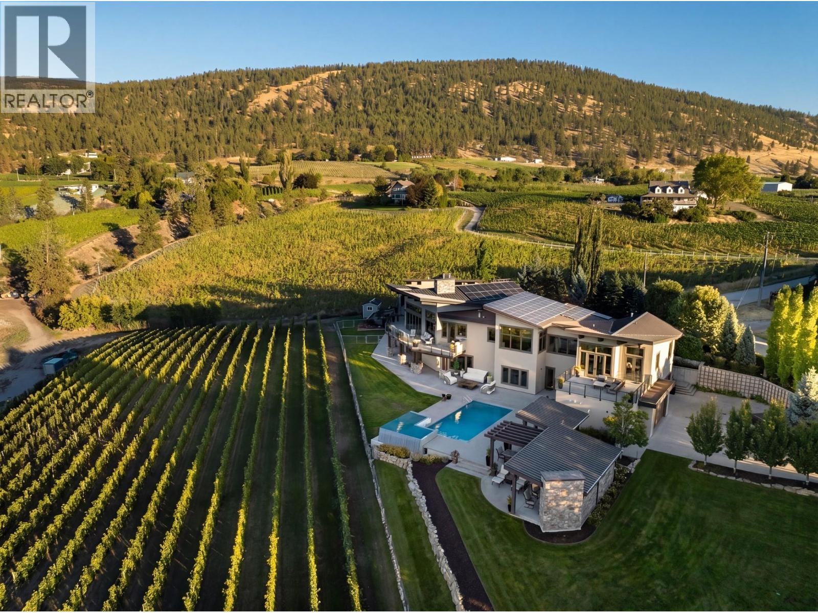 1291 Corbishley Avenue, Penticton, British Columbia  V2A 8V2 - Photo 4 - 10385852