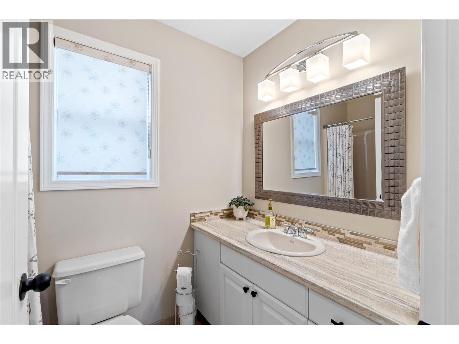 2324 Abbeyglen Way, Kamloops, British Columbia  V1S 1V6 - Photo 18 - 10385533