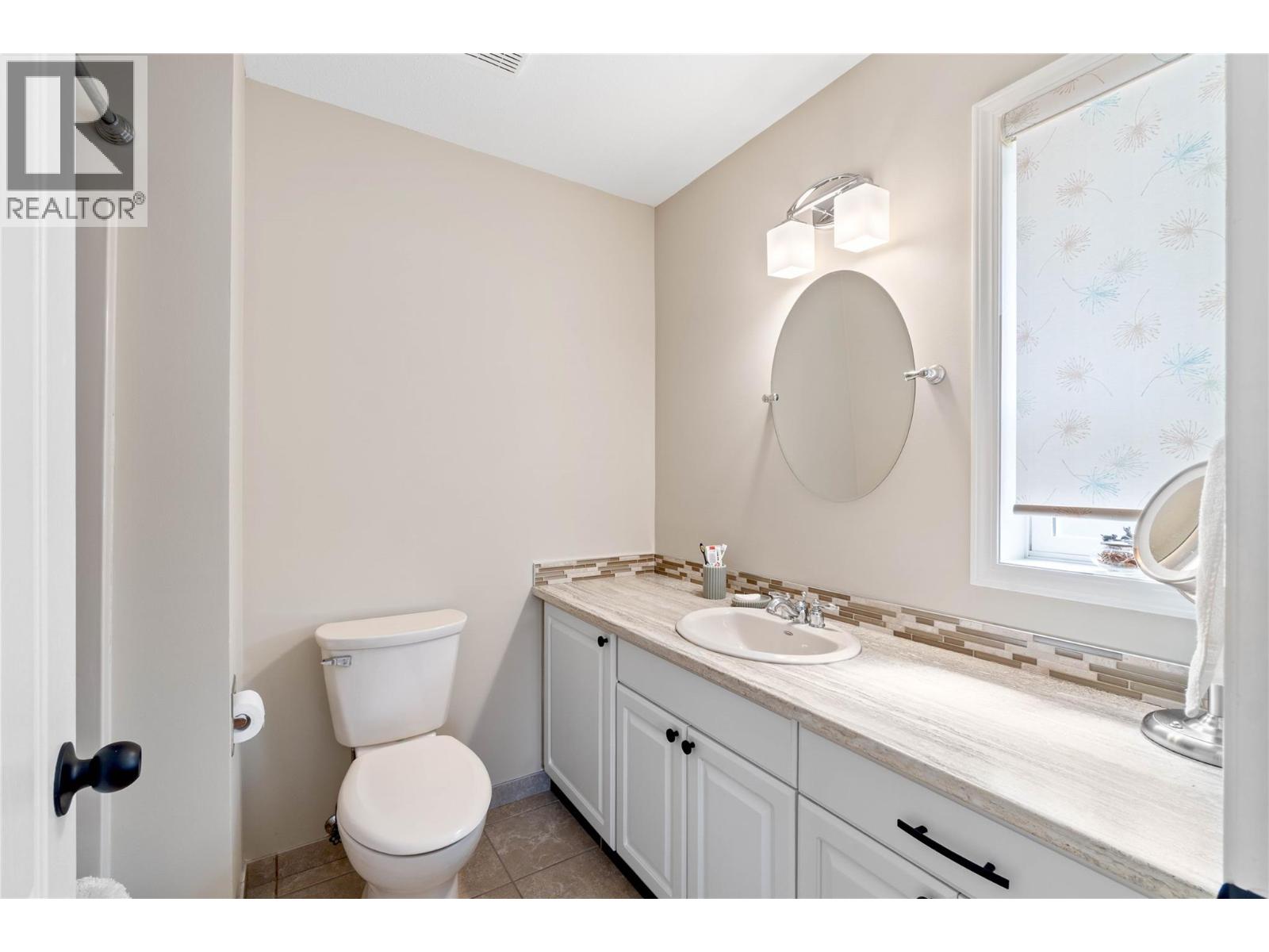 2324 Abbeyglen Way, Kamloops, British Columbia  V1S 1V6 - Photo 22 - 10385533