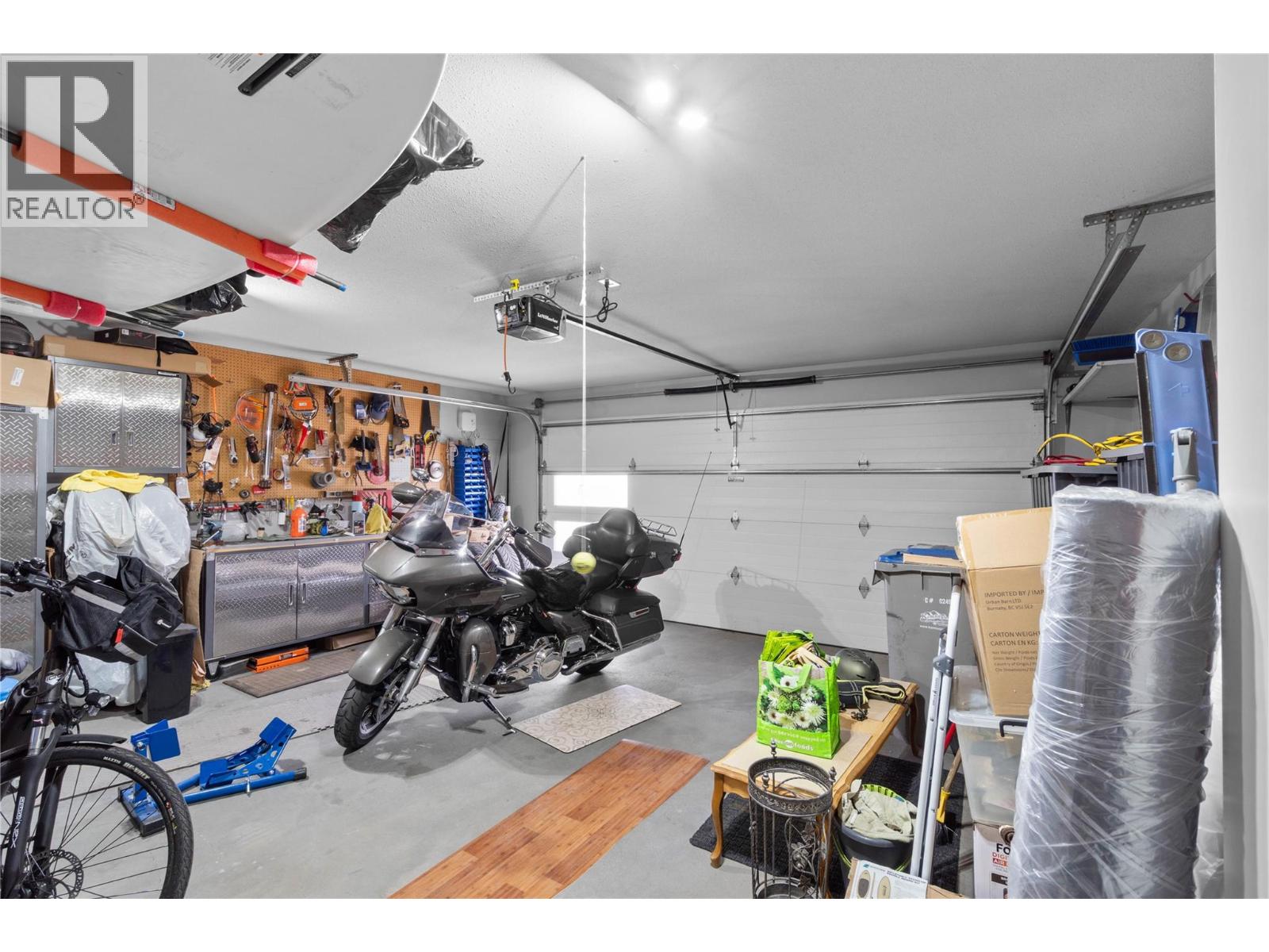 2324 Abbeyglen Way, Kamloops, British Columbia  V1S 1V6 - Photo 33 - 10385533