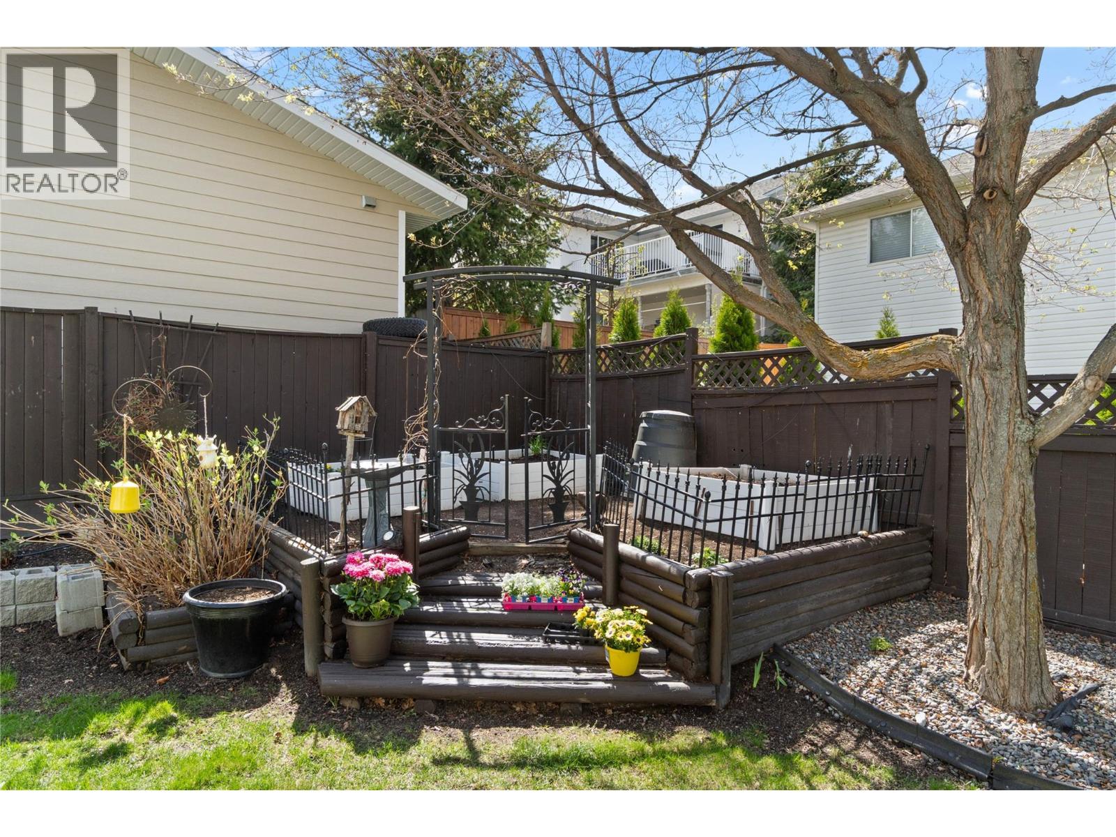 2324 Abbeyglen Way, Kamloops, British Columbia  V1S 1V6 - Photo 45 - 10385533