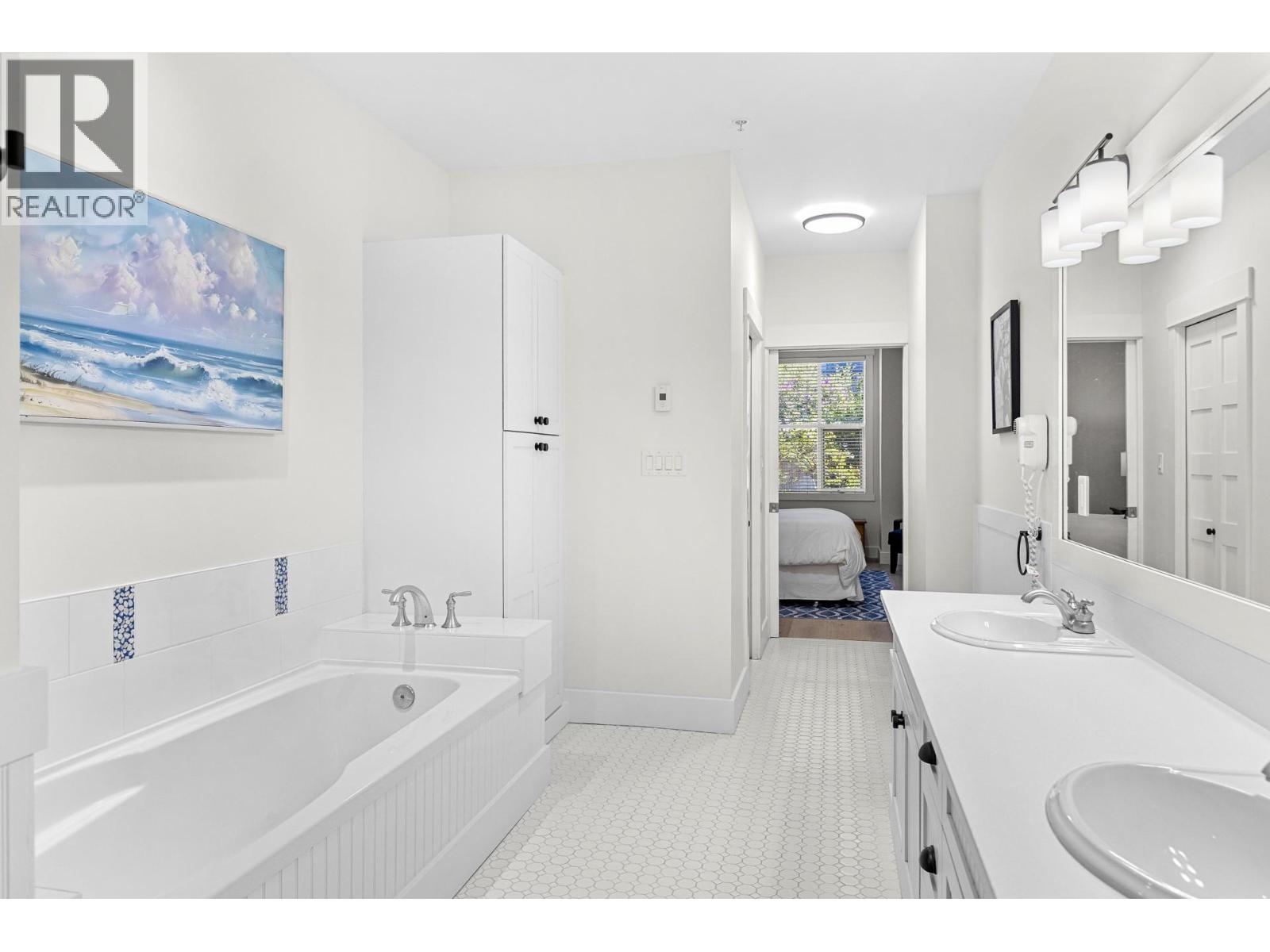 3880 Truswell Road Unit# 111, Kelowna, British Columbia  V1W 5A2 - Photo 37 - 10384326