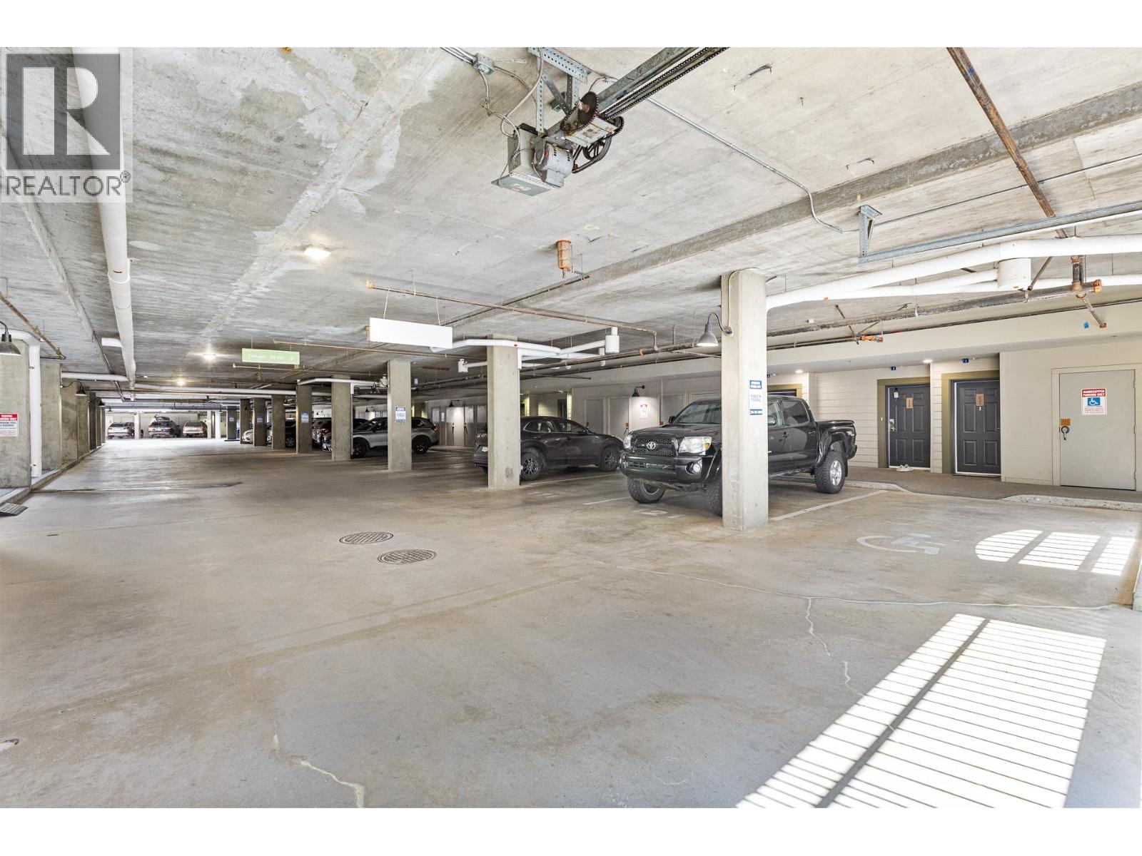 3880 Truswell Road Unit# 111, Kelowna, British Columbia  V1W 5A2 - Photo 47 - 10384326