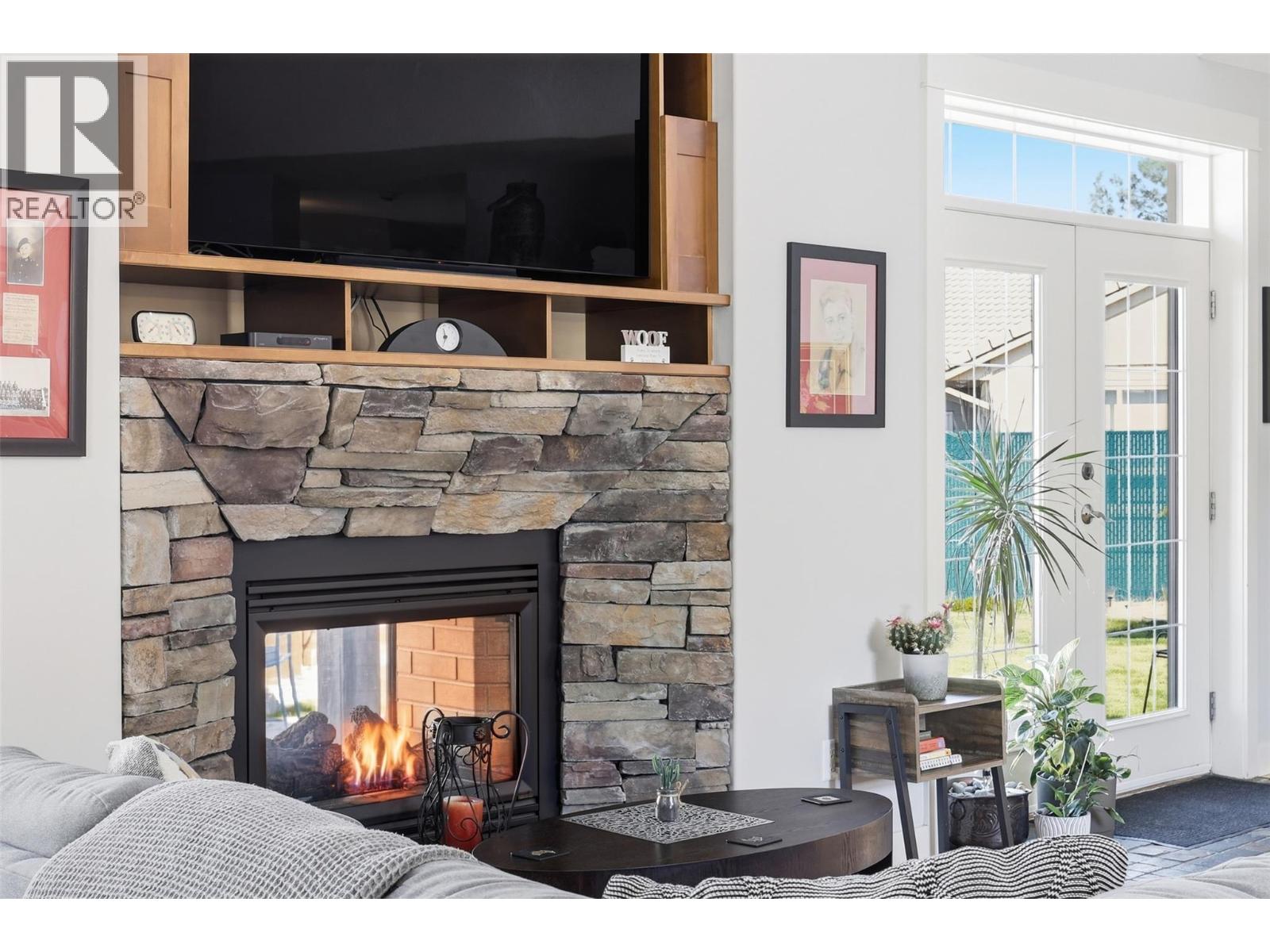 662 Harrington Road, Kamloops, British Columbia  V2B 6T7 - Photo 10 - 10385900