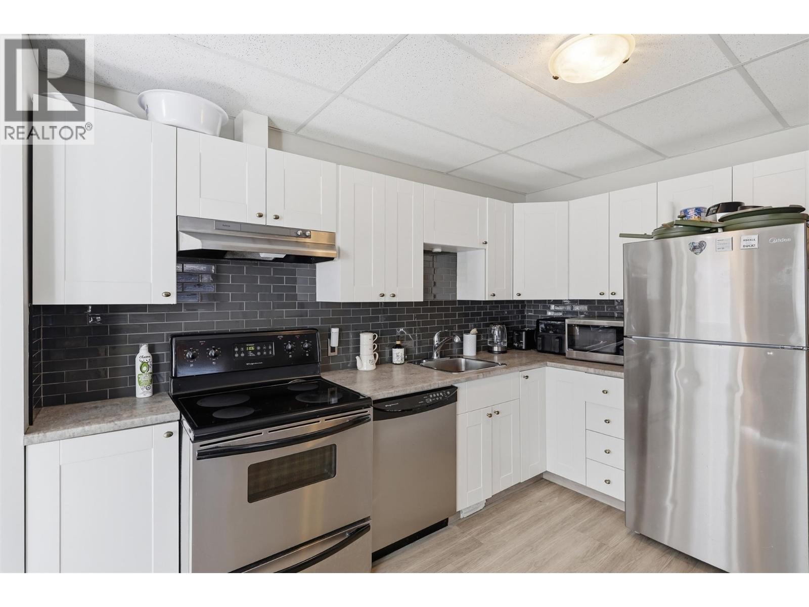 662 Harrington Road, Kamloops, British Columbia  V2B 6T7 - Photo 60 - 10385900