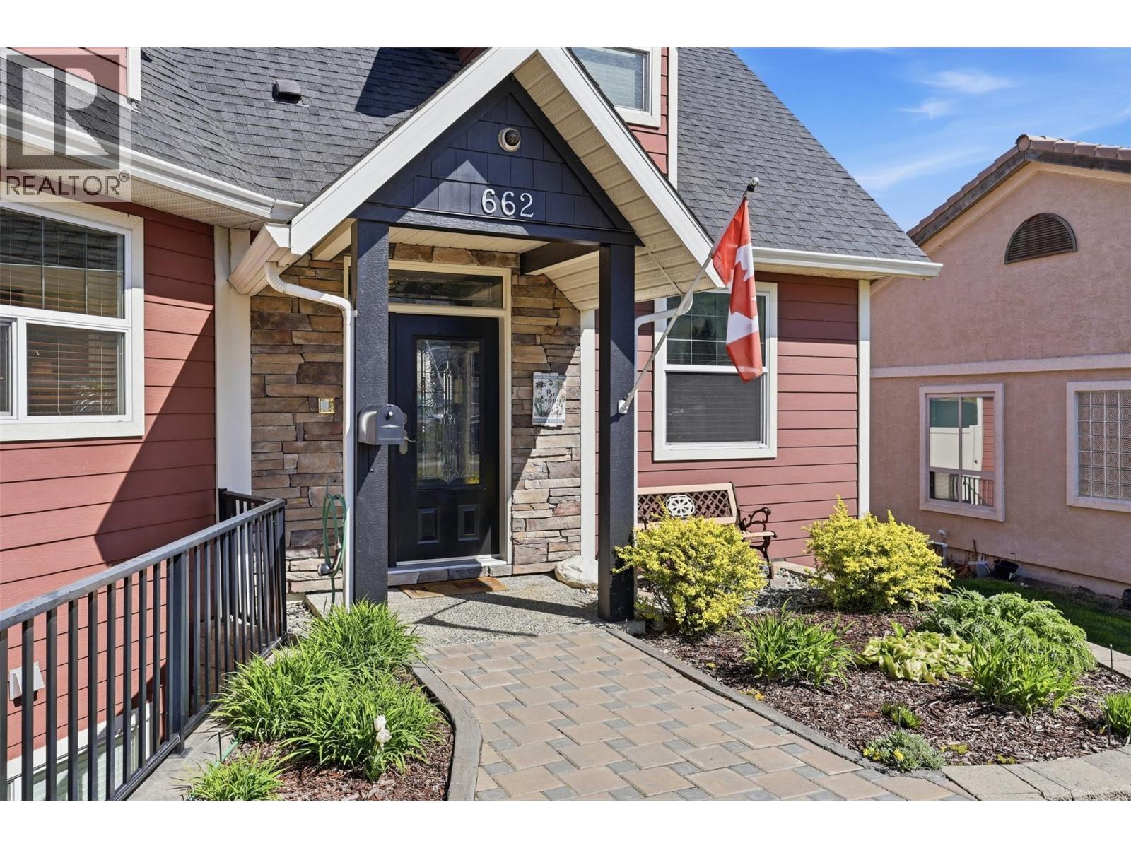 662 Harrington Road, Kamloops, British Columbia  V2B 6T7 - Photo 7 - 10385900
