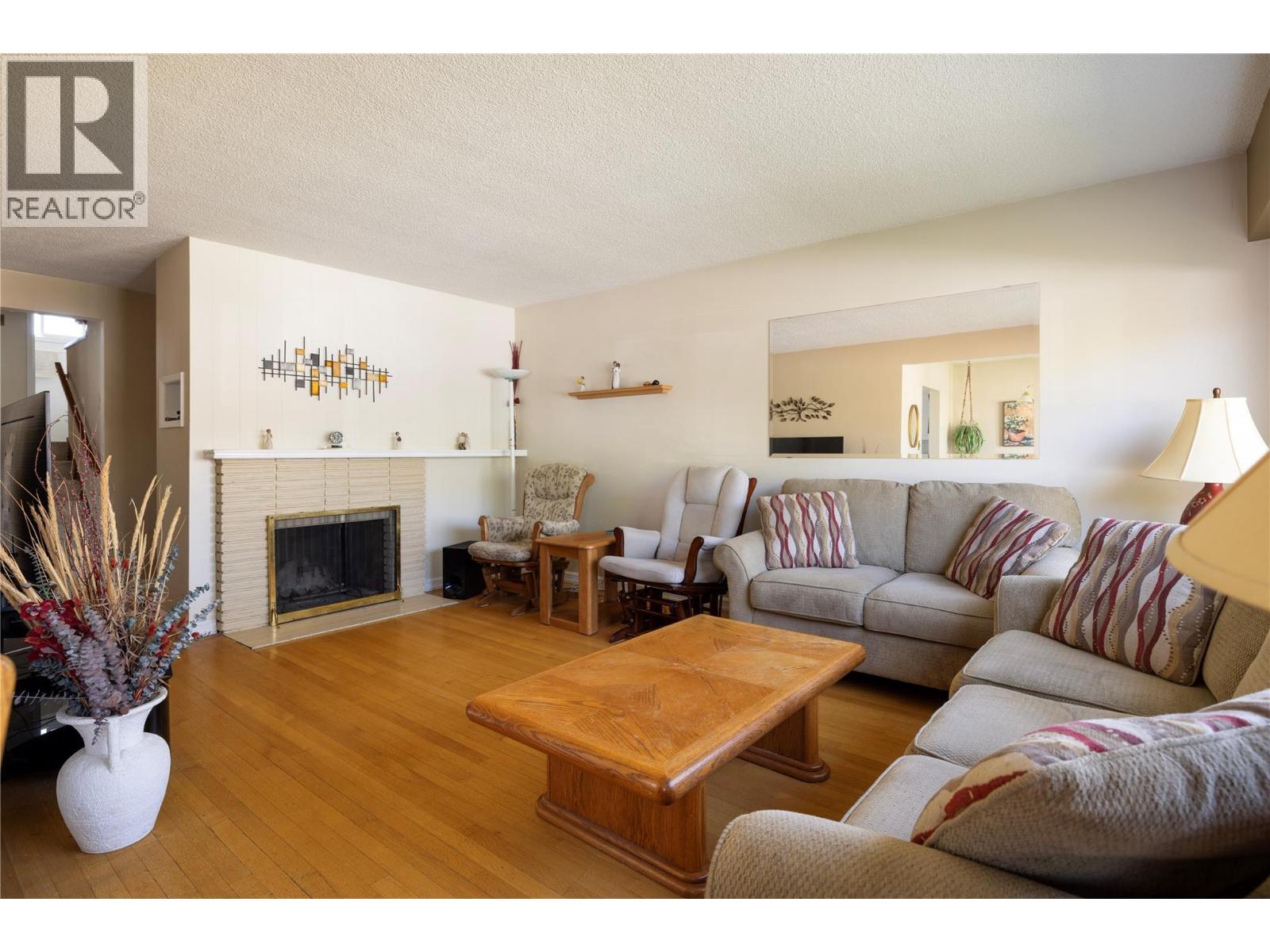 661 Bay Avenue, Kelowna, British Columbia  V1Y 7J8 - Photo 5 - 10385769