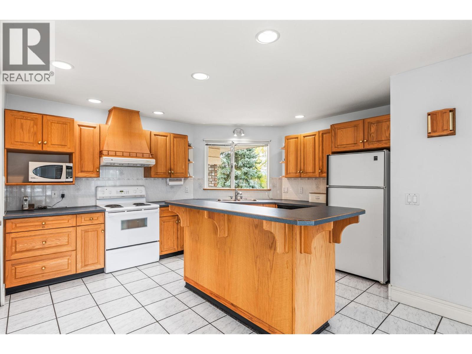 363 Northwind Drive, Vernon, British Columbia  V1H 1X1 - Photo 13 - 10384967