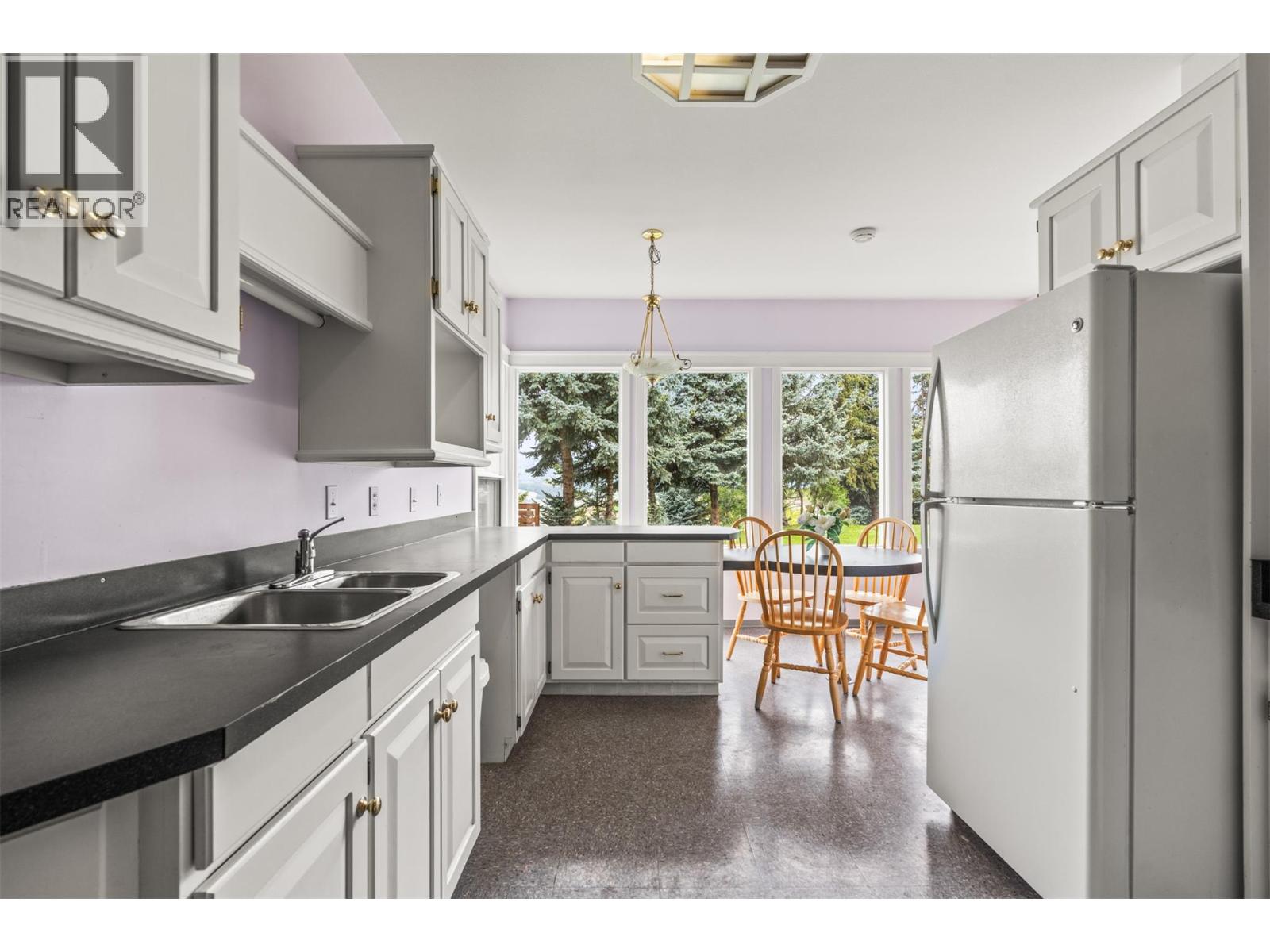363 Northwind Drive, Vernon, British Columbia  V1H 1X1 - Photo 44 - 10384967