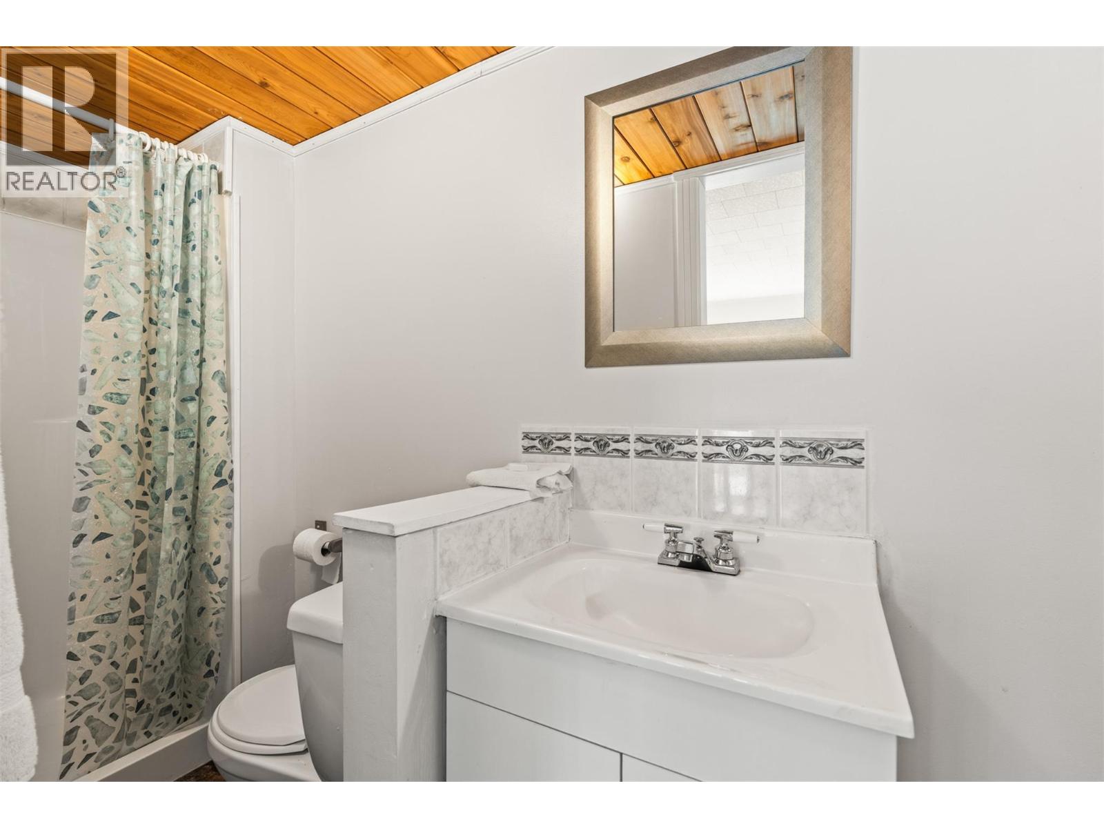 363 Northwind Drive, Vernon, British Columbia  V1H 1X1 - Photo 51 - 10384967
