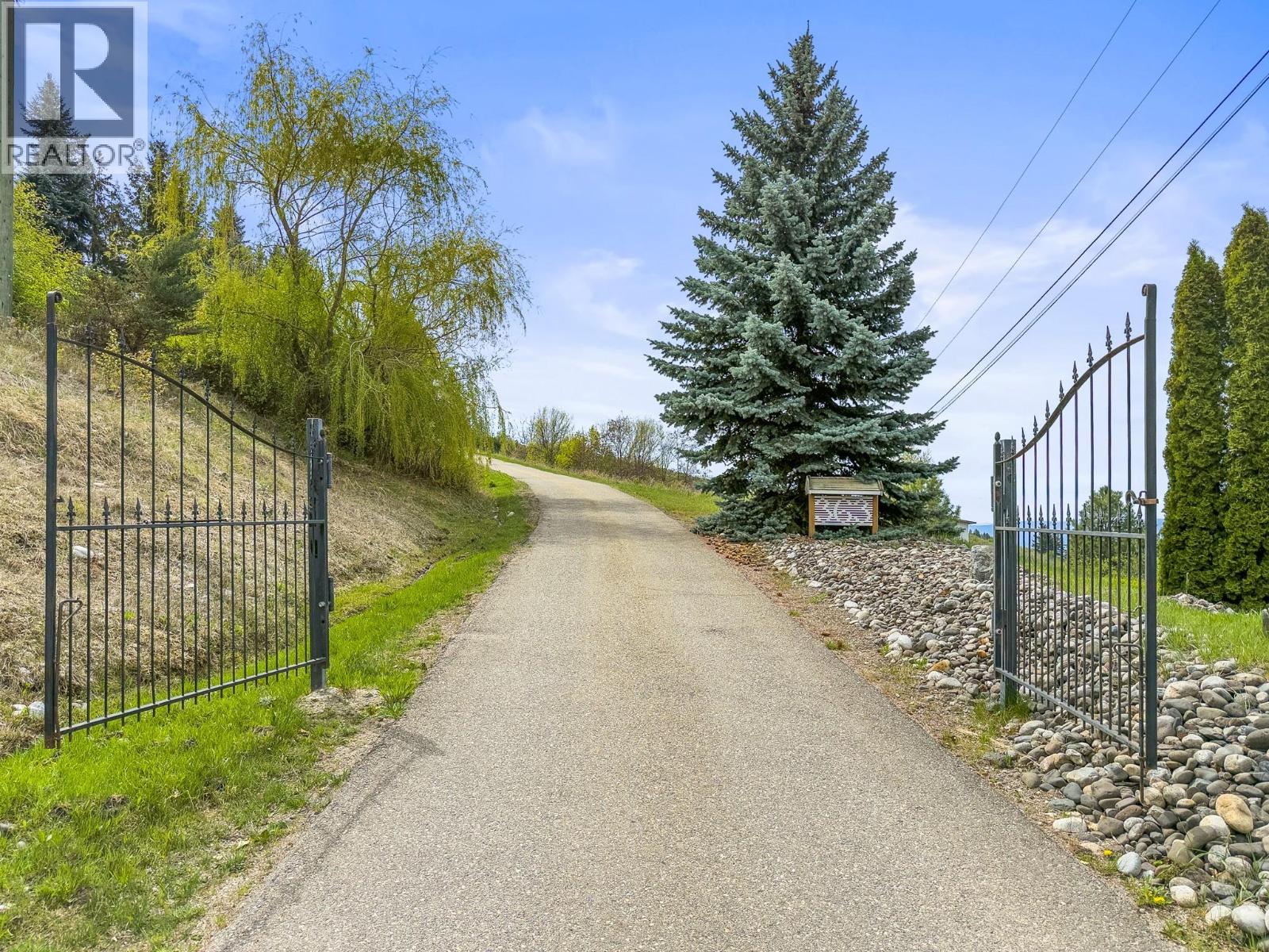 363 Northwind Drive, Vernon, British Columbia  V1H 1X1 - Photo 96 - 10384967
