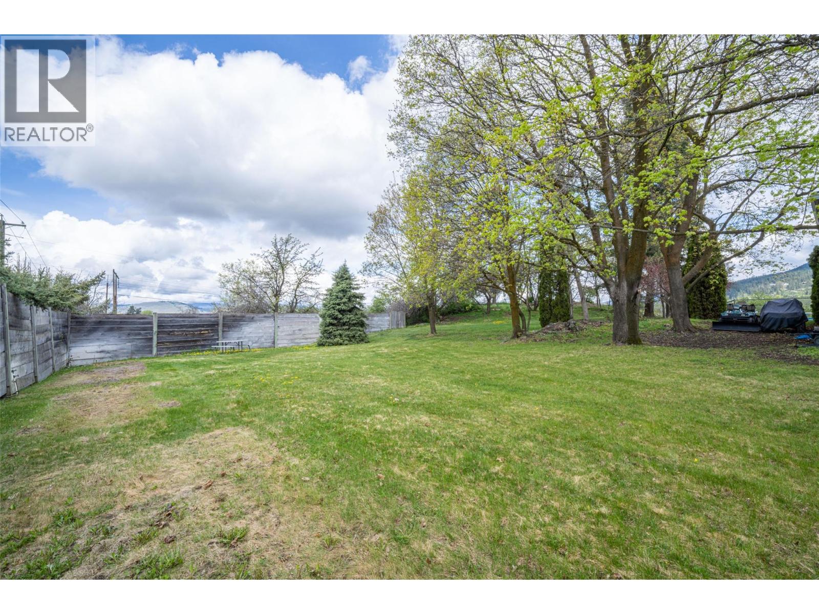 10001 & 10003 6 Highway, Coldstream, British Columbia  V1B 3B6 - Photo 28 - 10385950