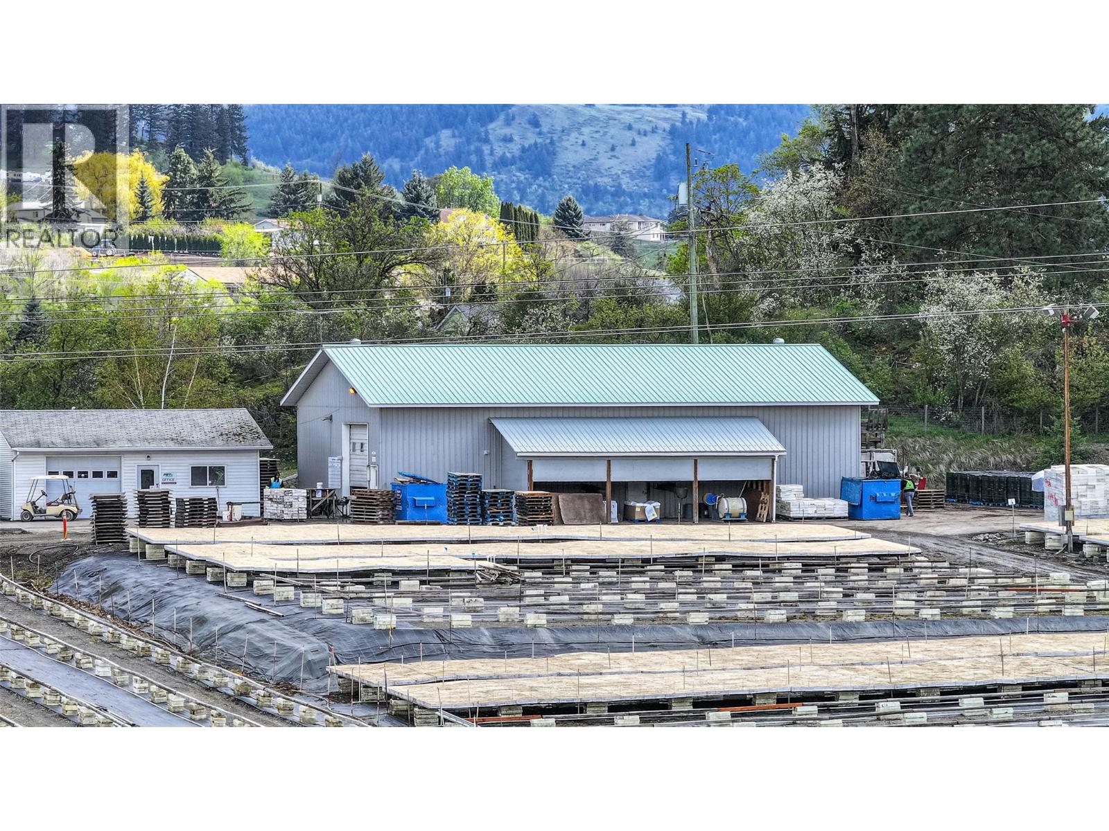 10001 & 10003 6 Highway, Coldstream, British Columbia  V1B 3B6 - Photo 35 - 10385950