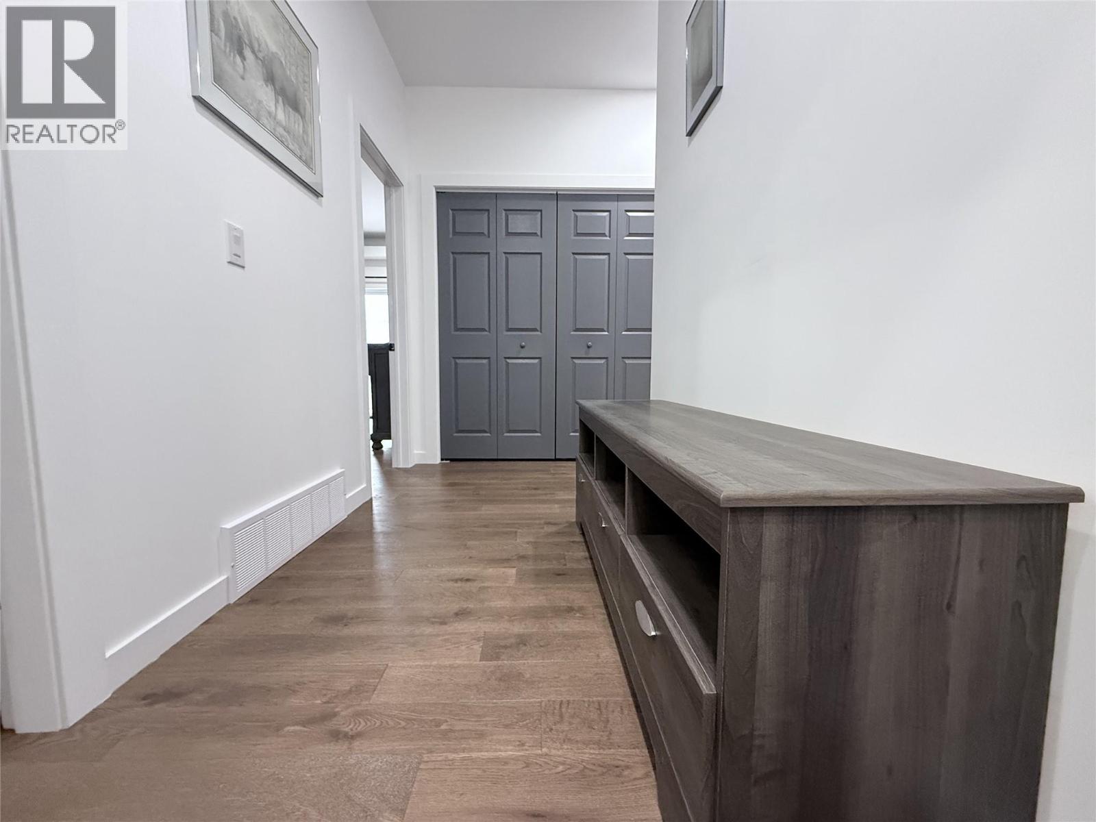 8779 Mountain View Street, Canal Flats, British Columbia  V0B 1B0 - Photo 34 - 10385902