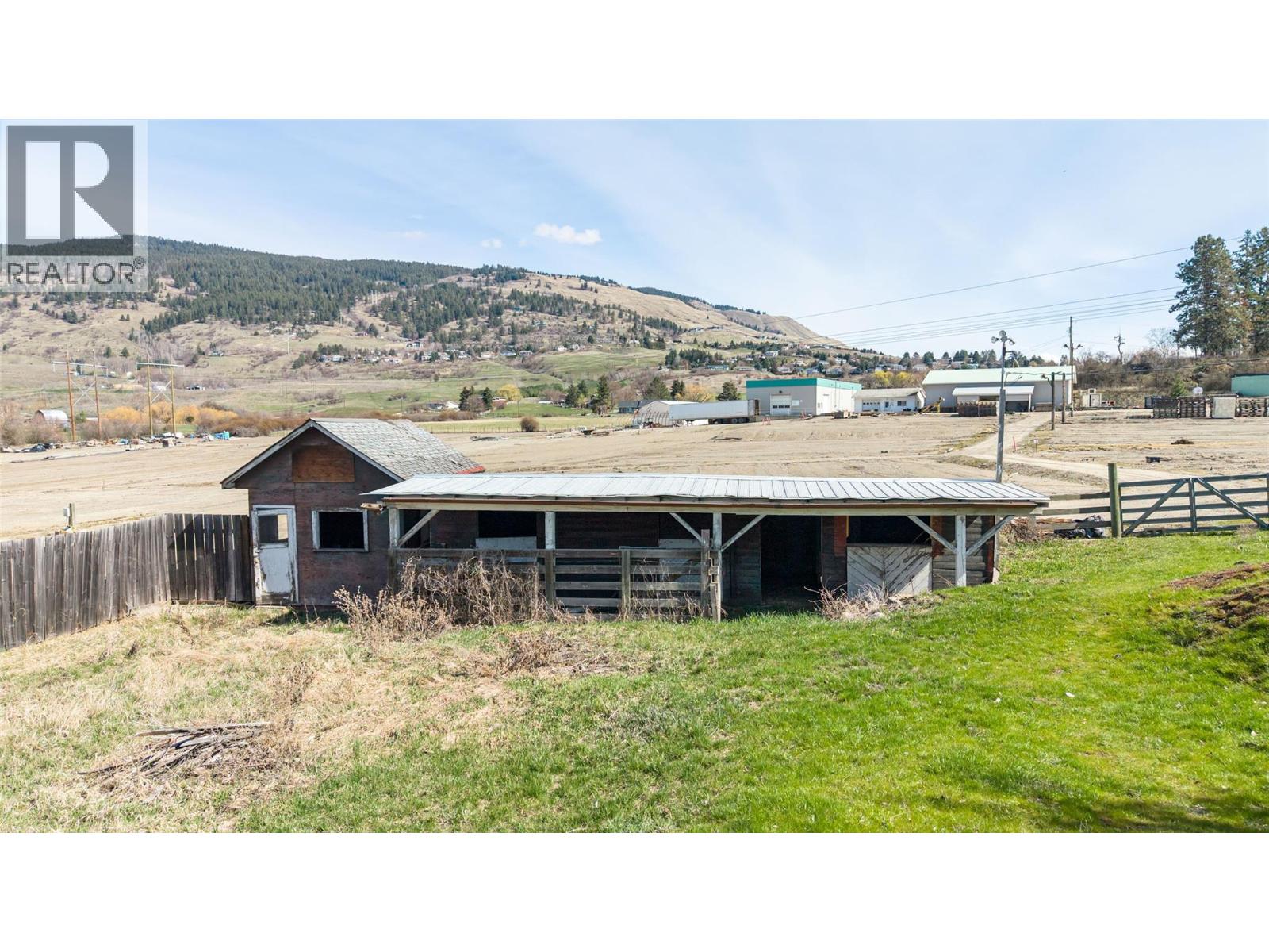 10091 6 Highway, Coldstream, British Columbia  V1B 3B6 - Photo 34 - 10385808