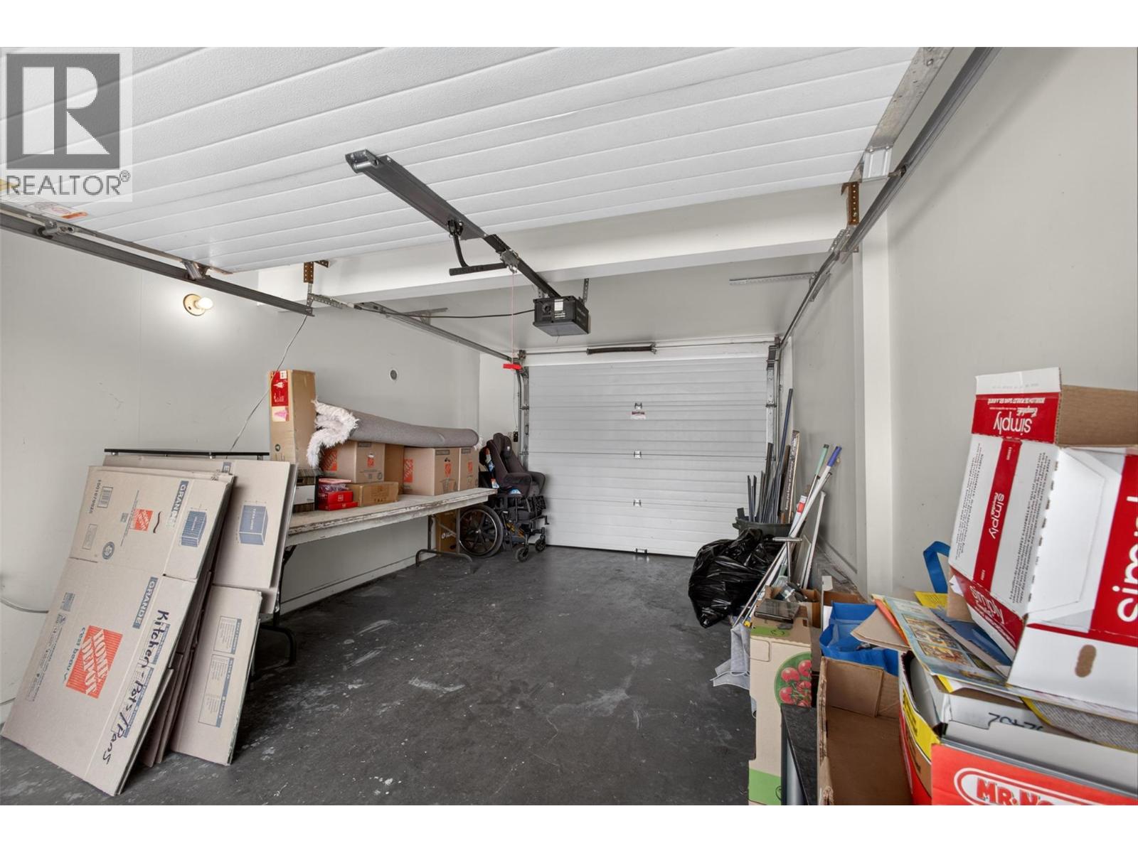 2647 Springfield Road, Kelowna, British Columbia  V1X 1B9 - Photo 43 - 10381944