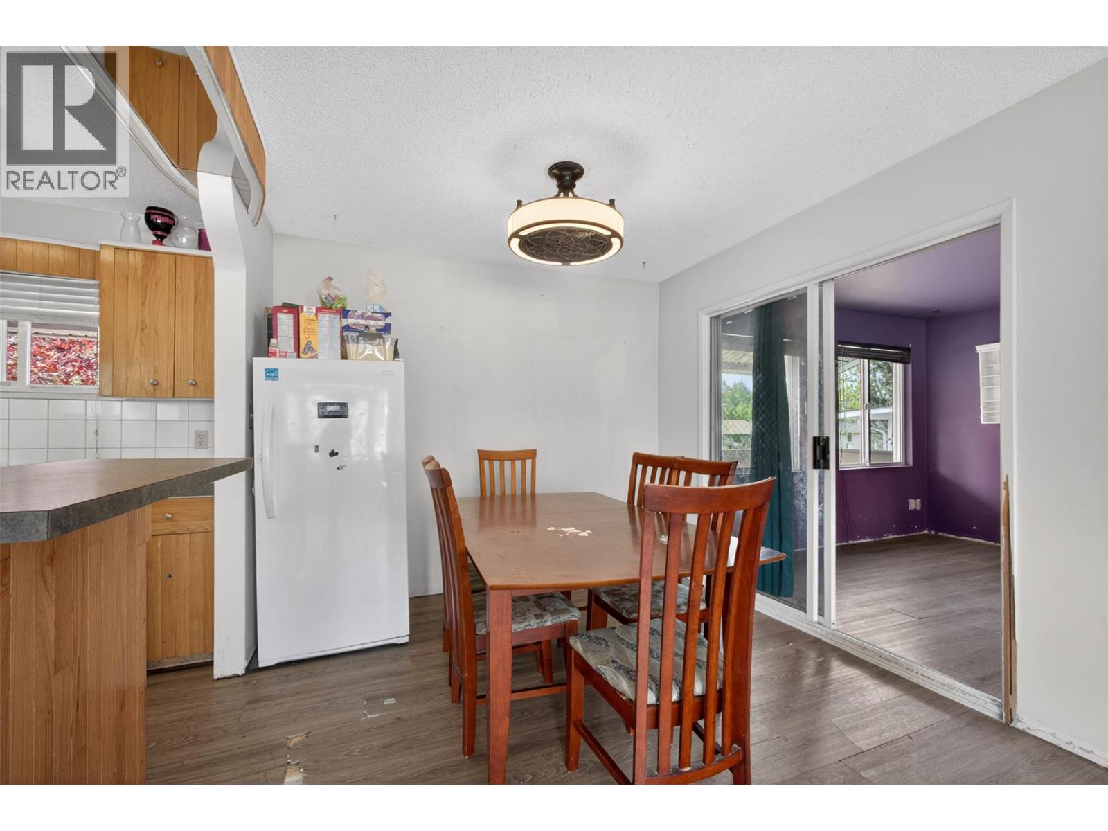 2647 Springfield Road, Kelowna, British Columbia  V1X 1B9 - Photo 8 - 10381944