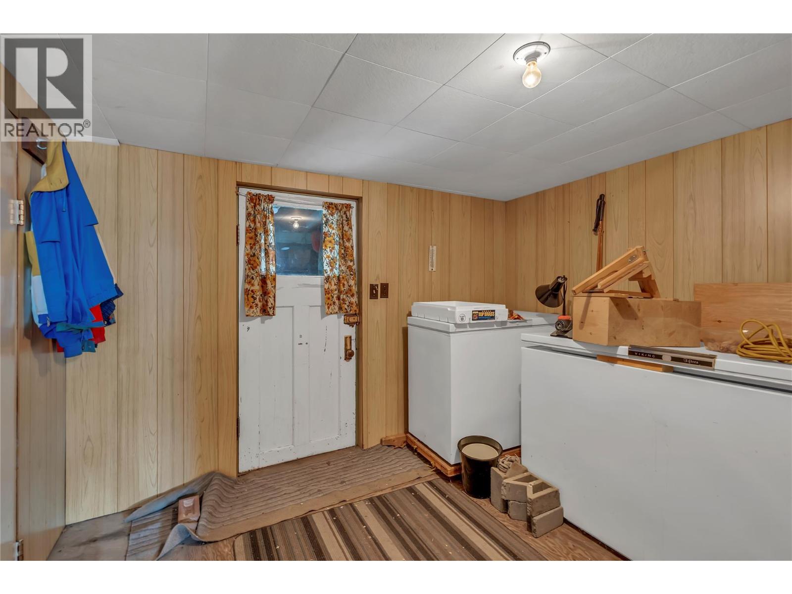 1049 Government Street, Penticton, British Columbia  V2A 4T9 - Photo 14 - 10386049