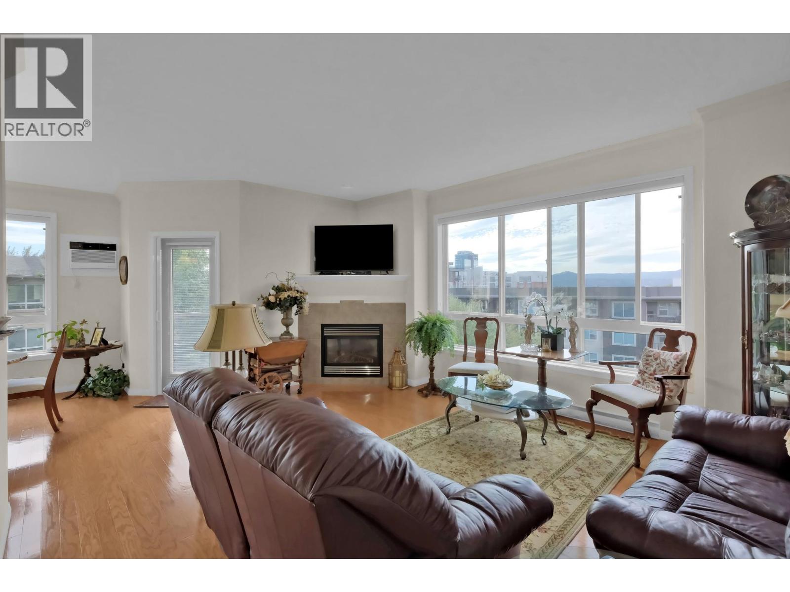 1962 Enterprise Way Unit# 407, Kelowna, British Columbia  V1Y 9S6 - Photo 8 - 10383957