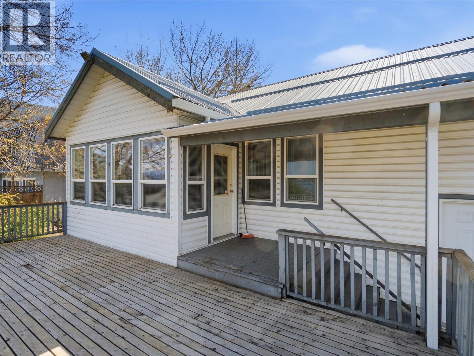 5041 75 Avenue Ne, Salmon Arm, British Columbia  V0E 1K0 - Photo 12 - 10385502