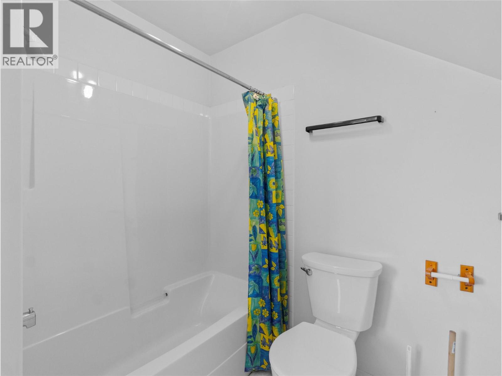 5041 75 Avenue Ne, Salmon Arm, British Columbia  V0E 1K0 - Photo 32 - 10385502