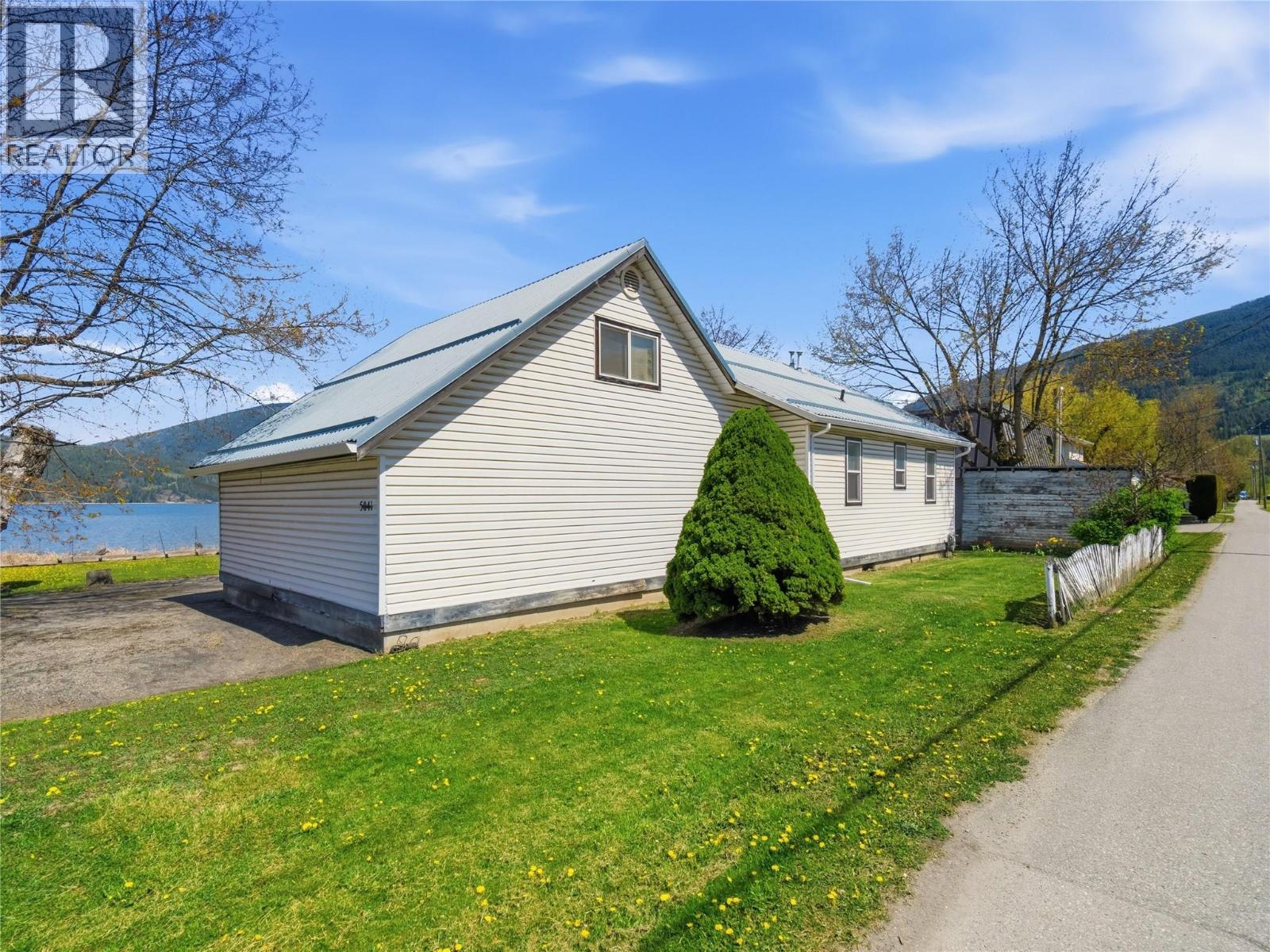 5041 75 Avenue Ne, Salmon Arm, British Columbia  V0E 1K0 - Photo 44 - 10385502