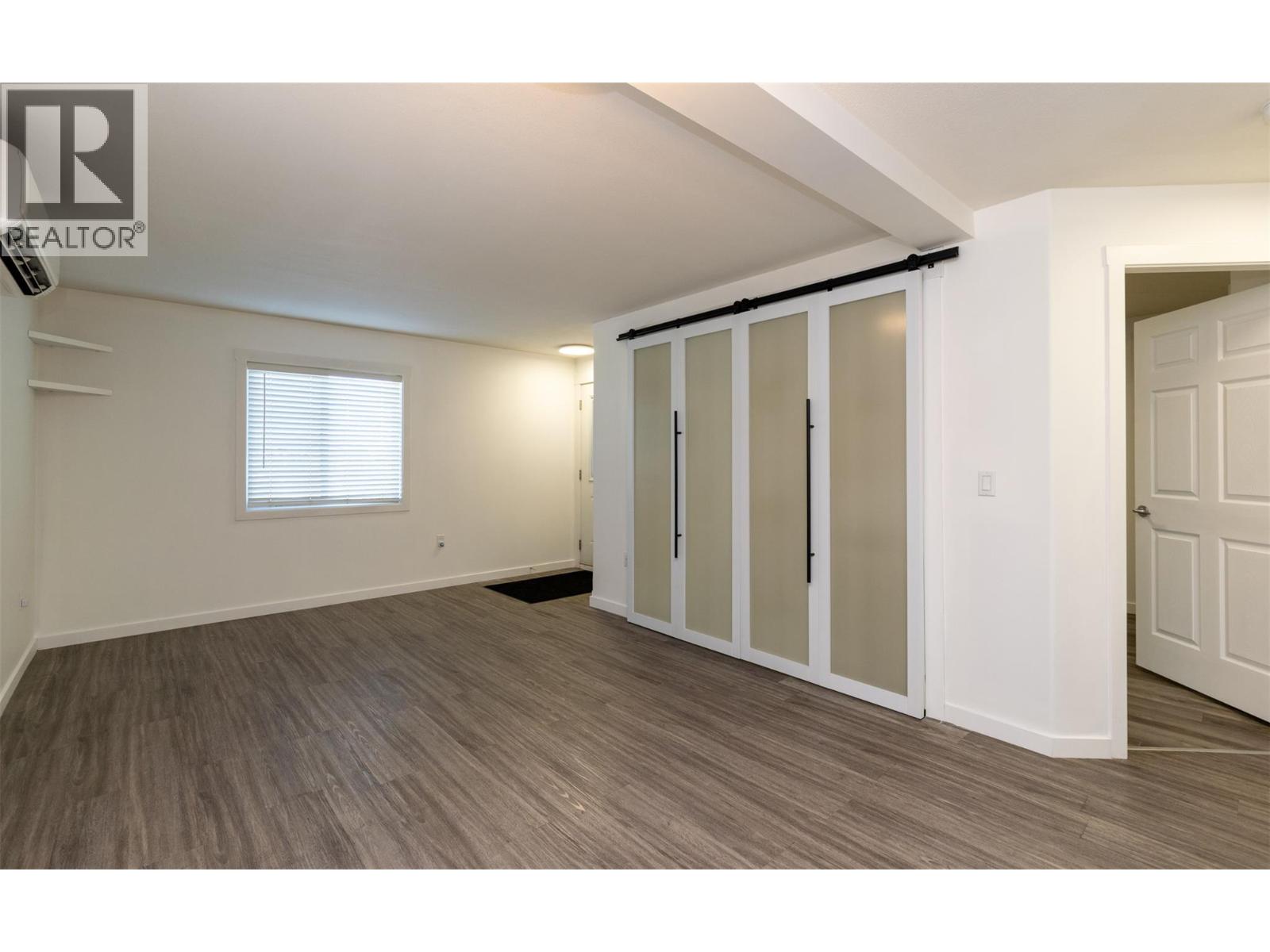 1070 1 Street Se Unit# 6, Salmon Arm, British Columbia  V1E 0B6 - Photo 8 - 10384013