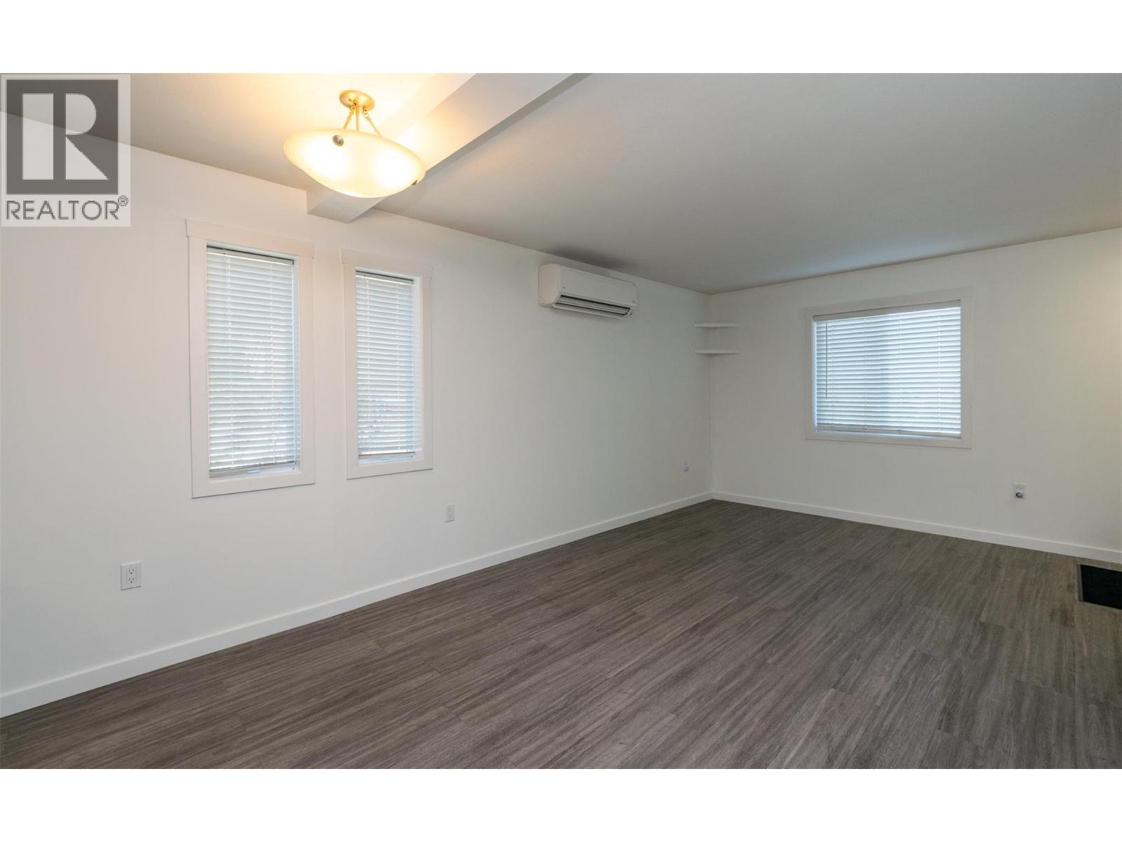 1070 1 Street Se Unit# 6, Salmon Arm, British Columbia  V1E 0B6 - Photo 9 - 10384013