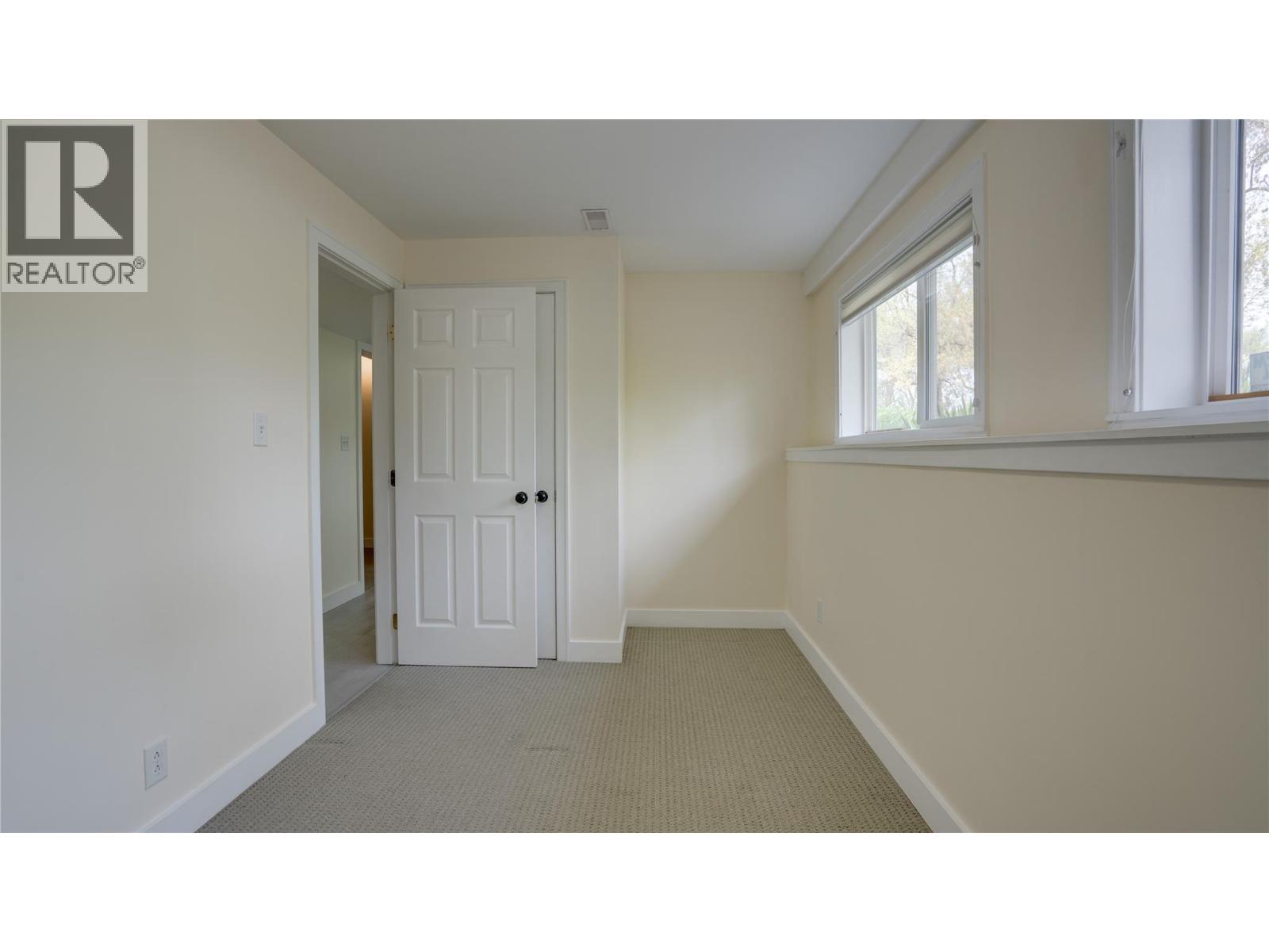3001 18 Avenue, Vernon, British Columbia  V1T 1C4 - Photo 23 - 10383282