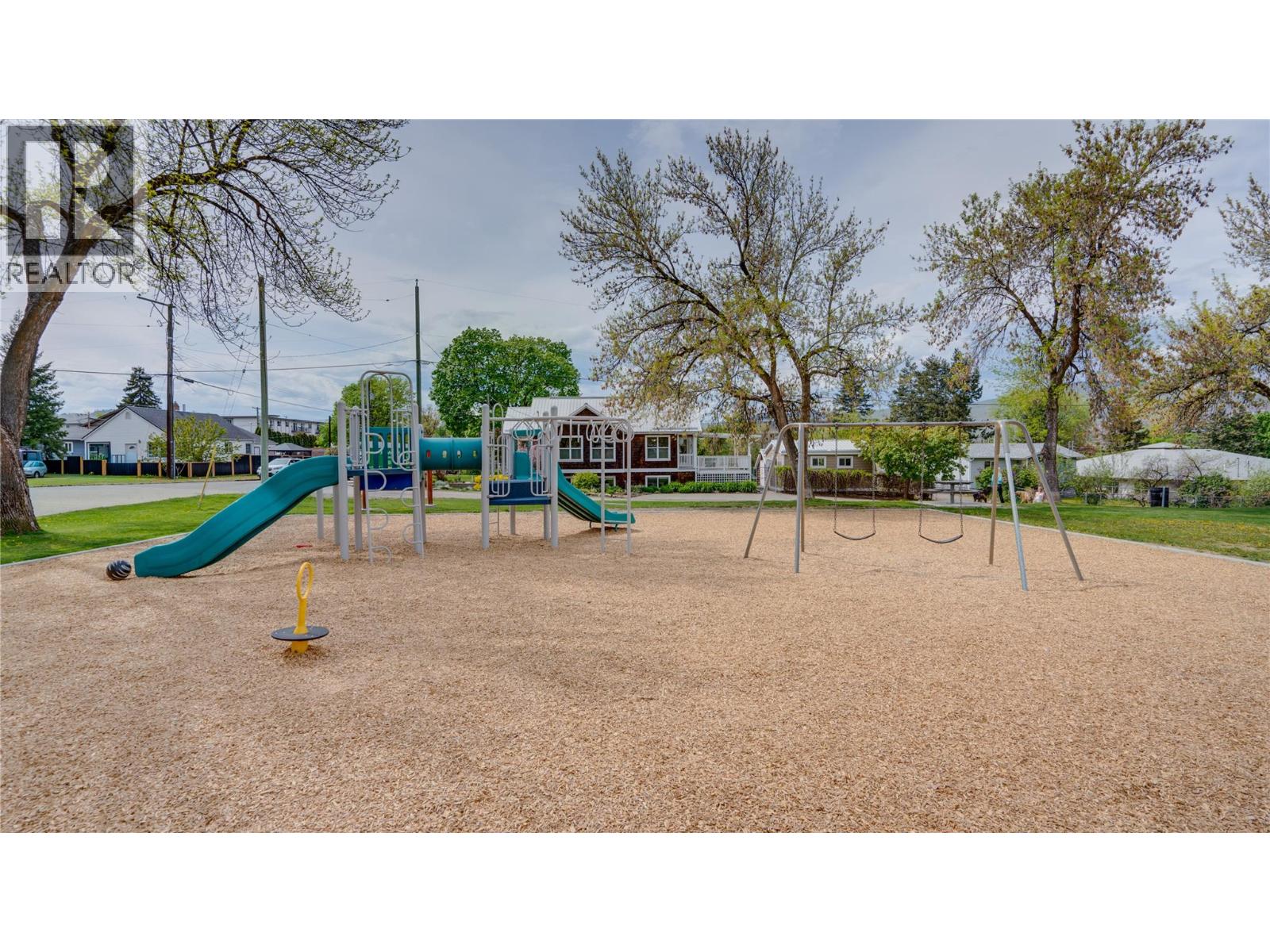 3001 18 Avenue, Vernon, British Columbia  V1T 1C4 - Photo 37 - 10383282