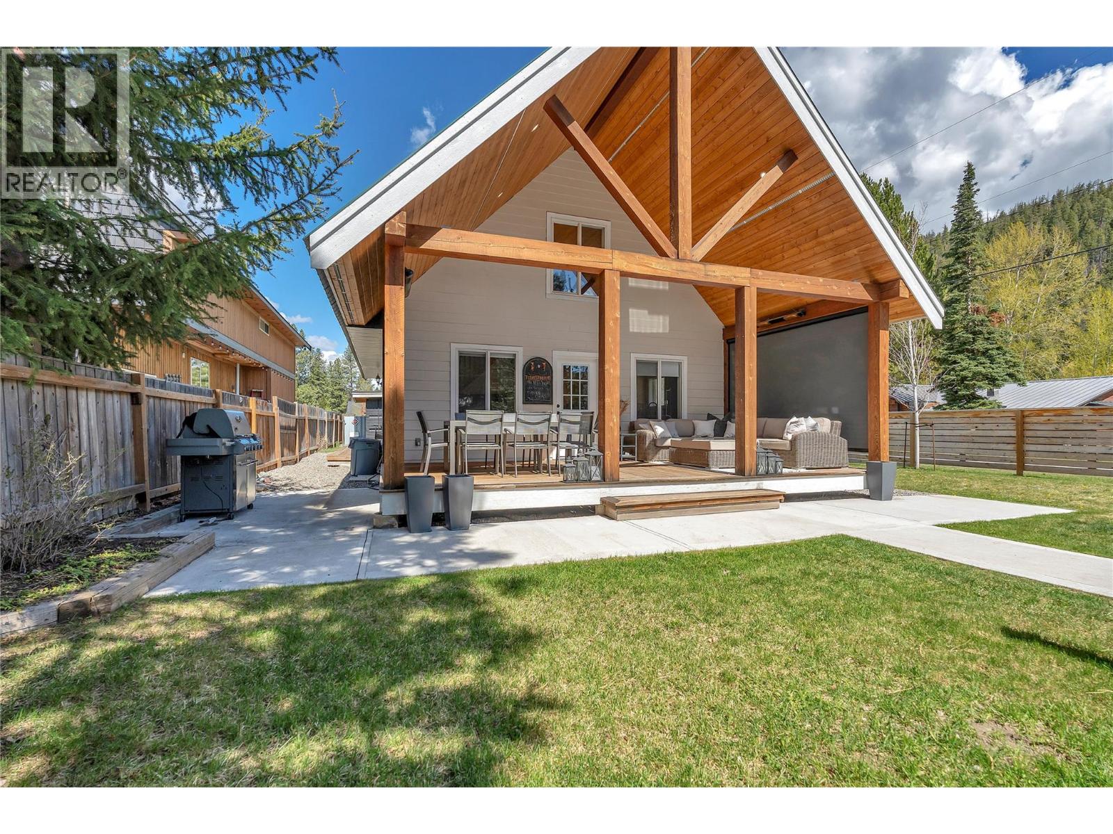 120 2nd Street, Tulameen, British Columbia  V0X 1W0 - Photo 3 - 10385409