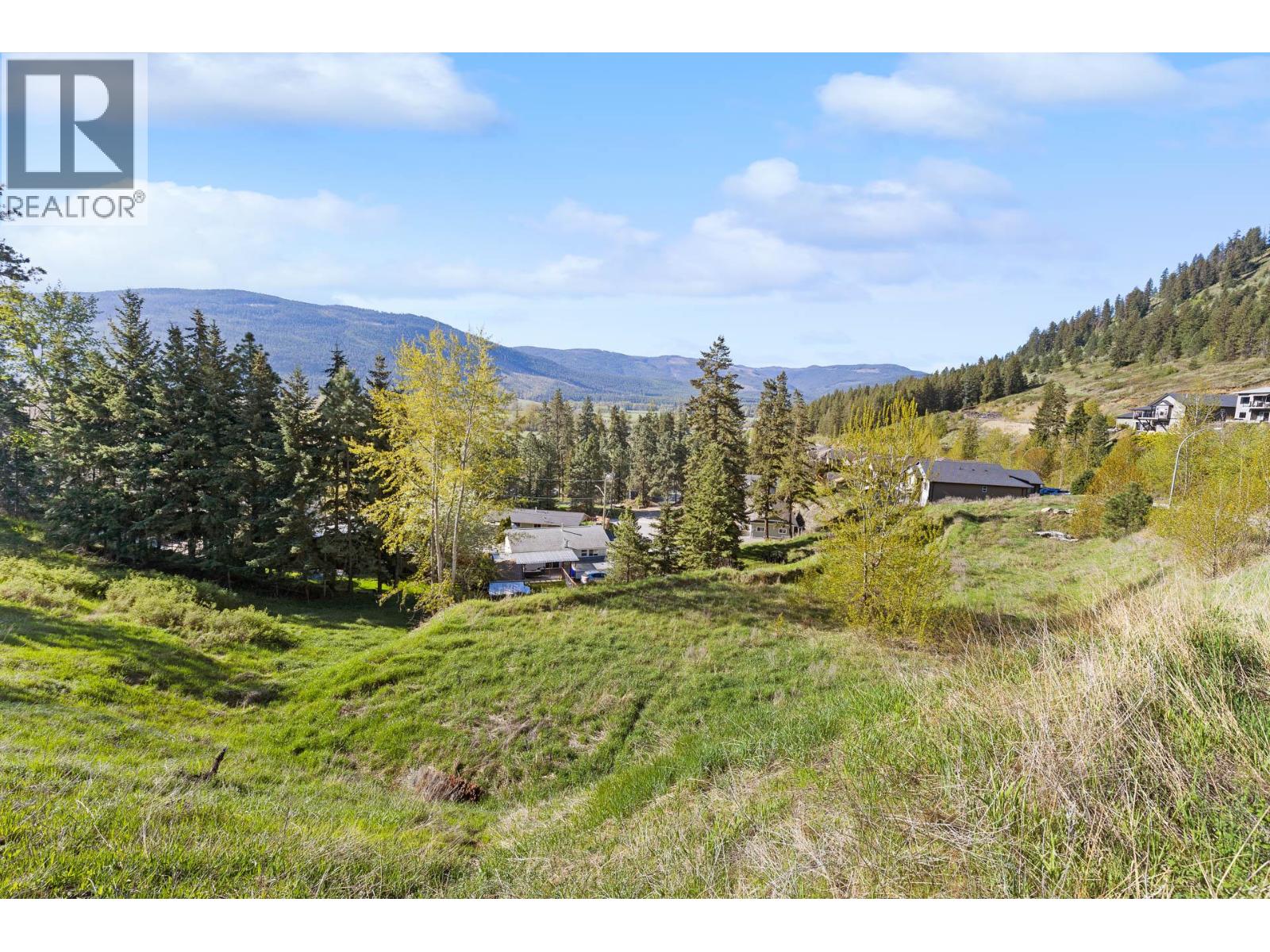1827 Mountain View Avenue, Lumby, British Columbia  V0E 2G0 - Photo 15 - 10385220