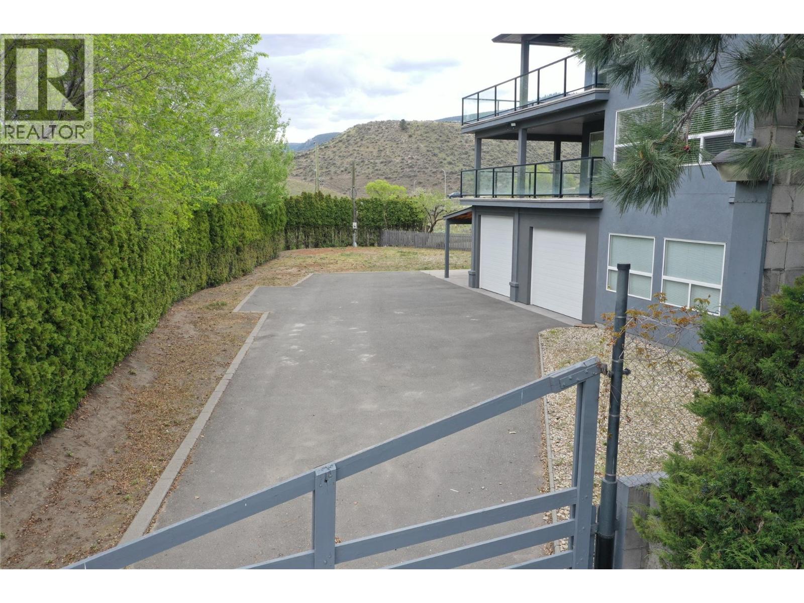 1491 Pine Crescent, Kamloops, British Columbia  V2C 2Z4 - Photo 5 - 10385894
