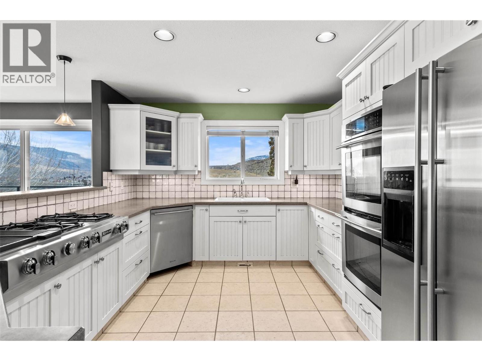 1491 Pine Crescent, Kamloops, British Columbia  V2C 2Z4 - Photo 8 - 10385894
