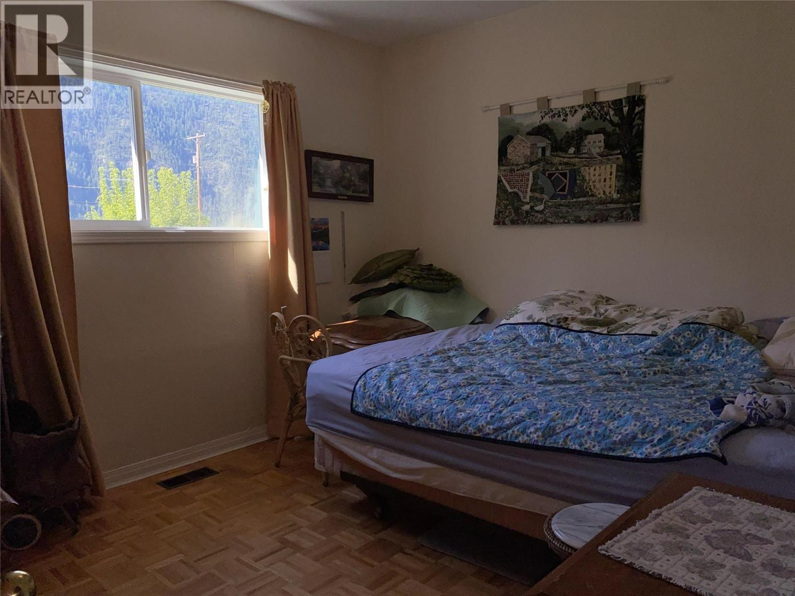 555 Carson Road, Grand Forks, British Columbia  V0H 1H4 - Photo 18 - 10385977