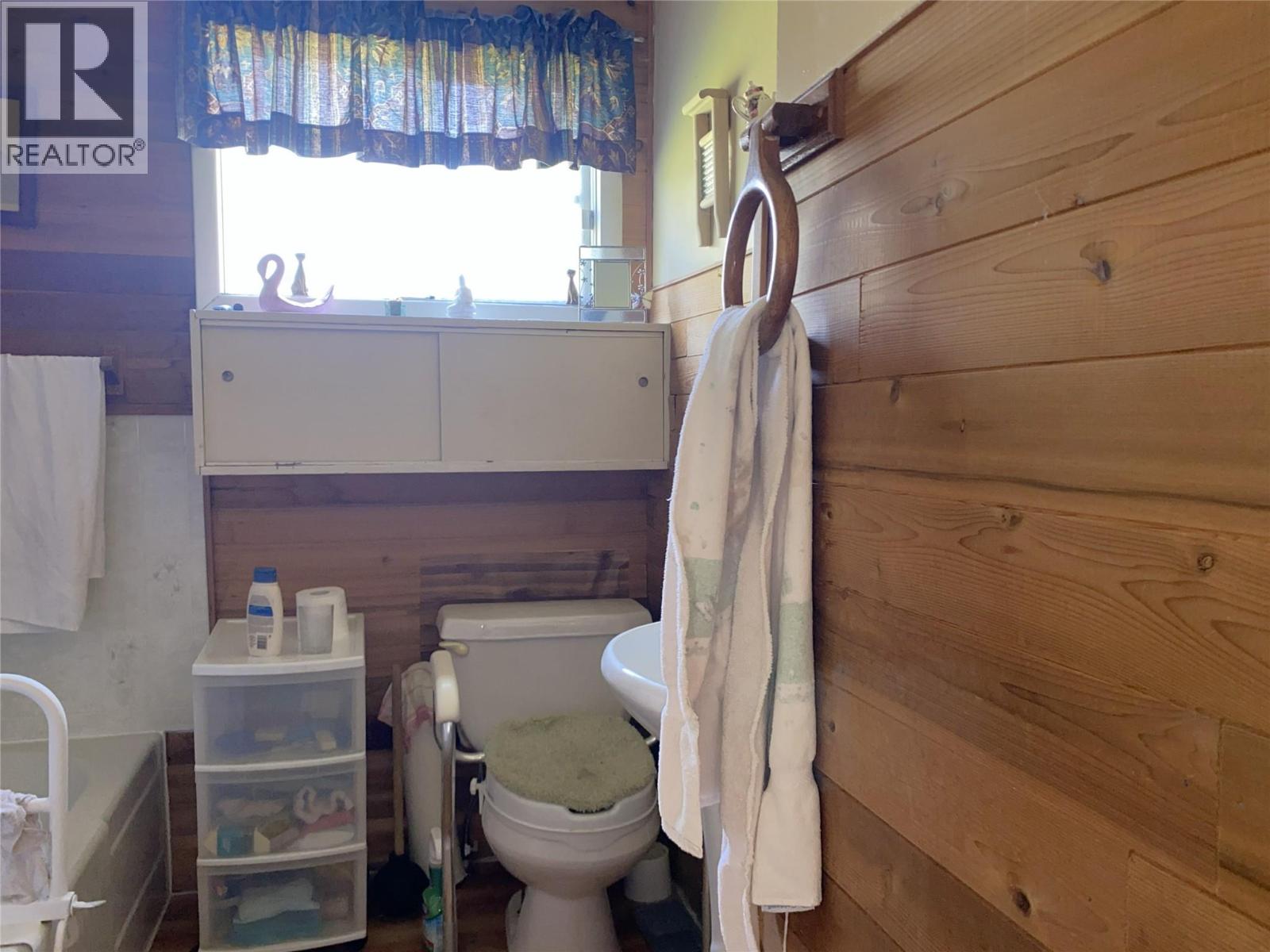 555 Carson Road, Grand Forks, British Columbia  V0H 1H4 - Photo 20 - 10385977
