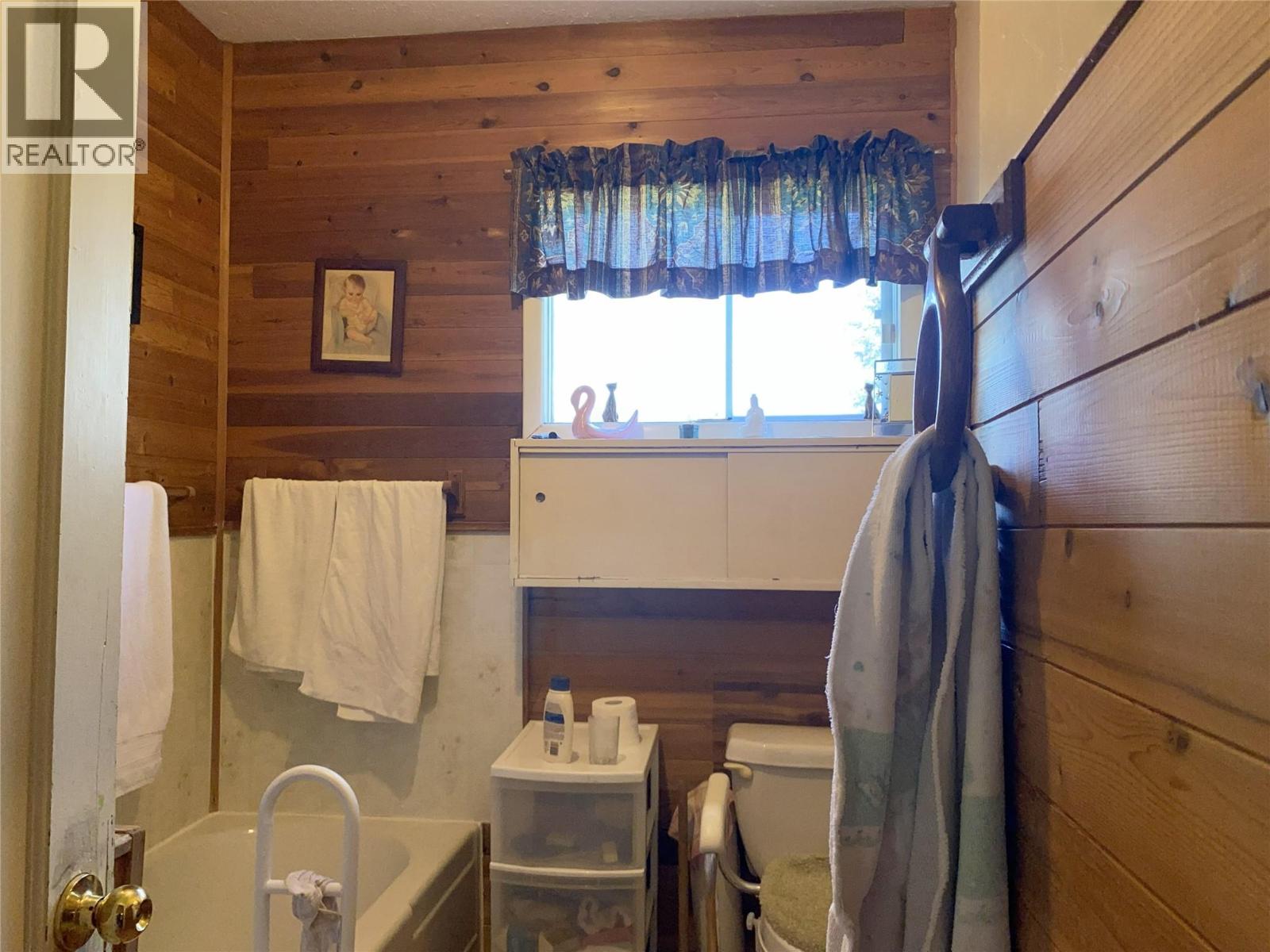 555 Carson Road, Grand Forks, British Columbia  V0H 1H4 - Photo 21 - 10385977