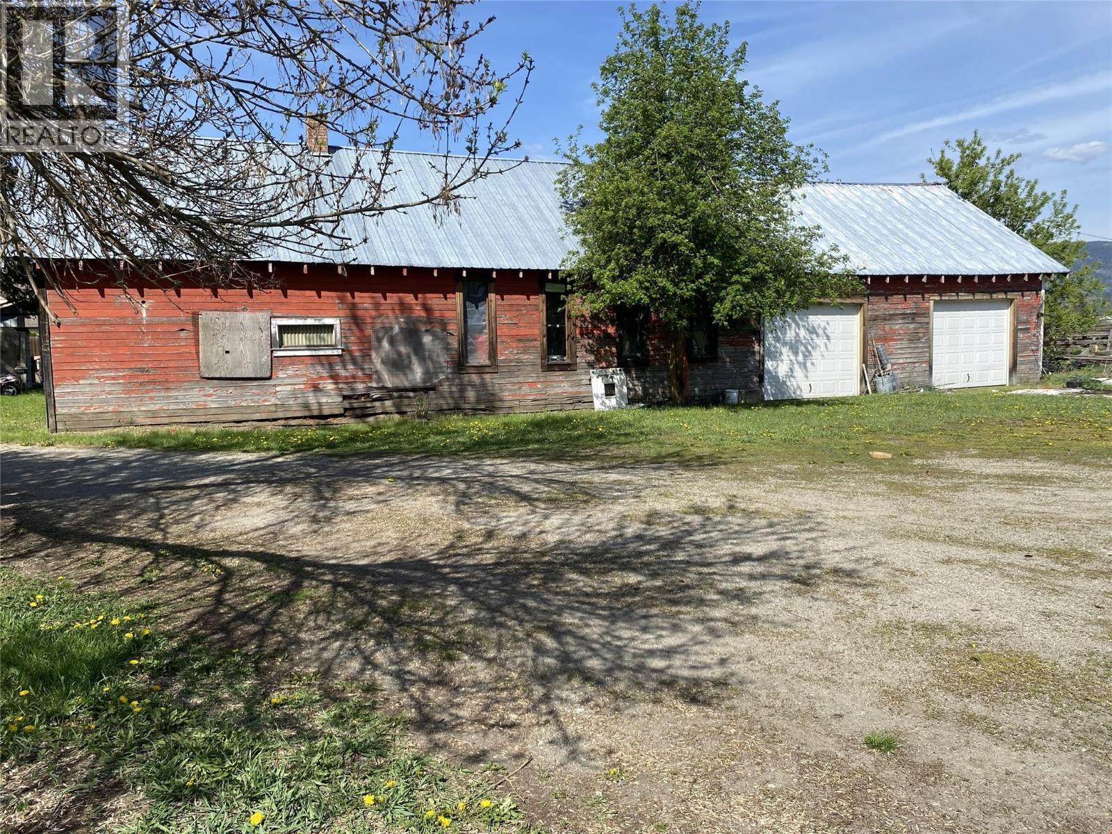555 Carson Road, Grand Forks, British Columbia  V0H 1H4 - Photo 33 - 10385977