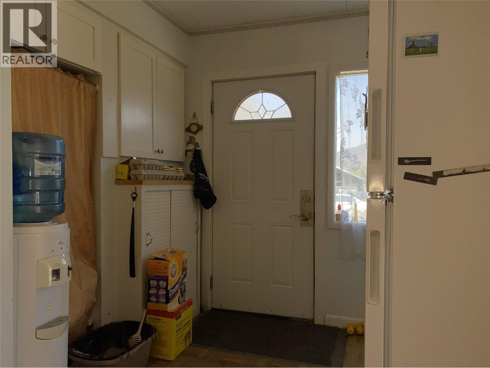 555 Carson Road, Grand Forks, British Columbia  V0H 1H4 - Photo 5 - 10385977