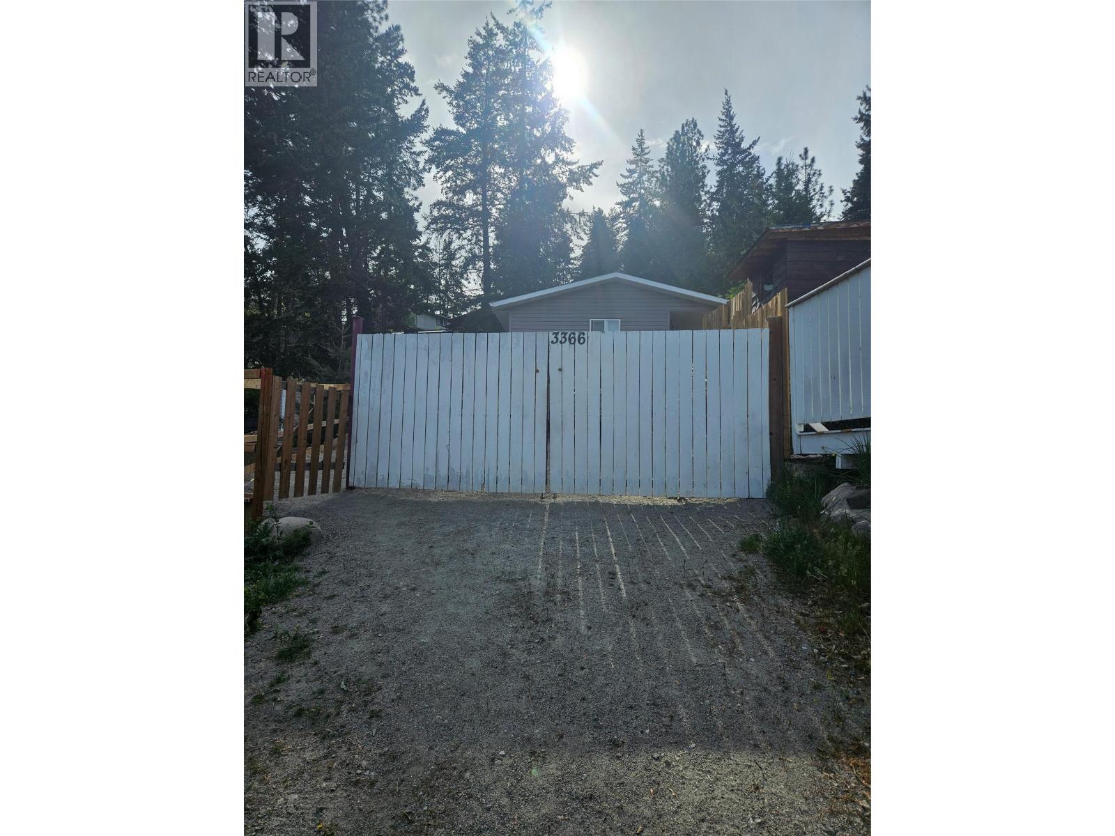 3366 Mciver Road, West Kelowna, British Columbia  V4T 1G7 - Photo 16 - 10385868