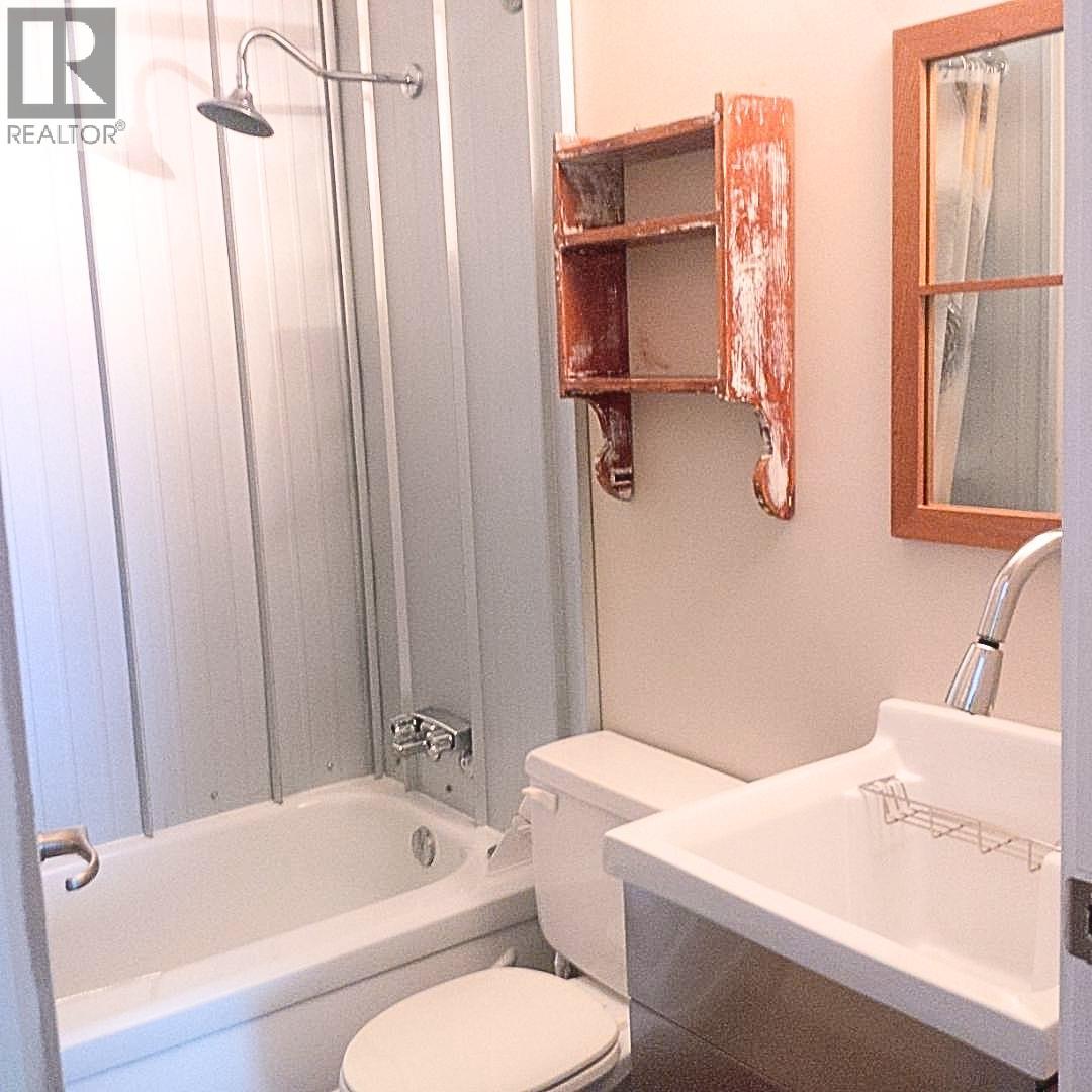 1510 Nickleplate Road Unit# 409, Rossland, British Columbia  V0G 1Y0 - Photo 8 - 10385863